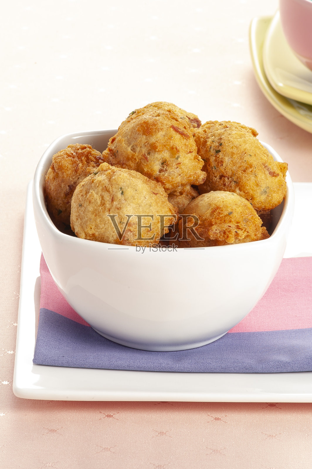 沙丁鱼的鱼饼照片摄影图片