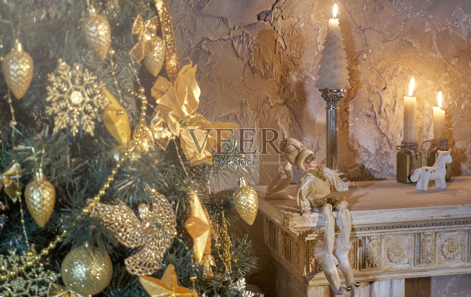 金色装饰圣诞树，股票照片照片摄影图片