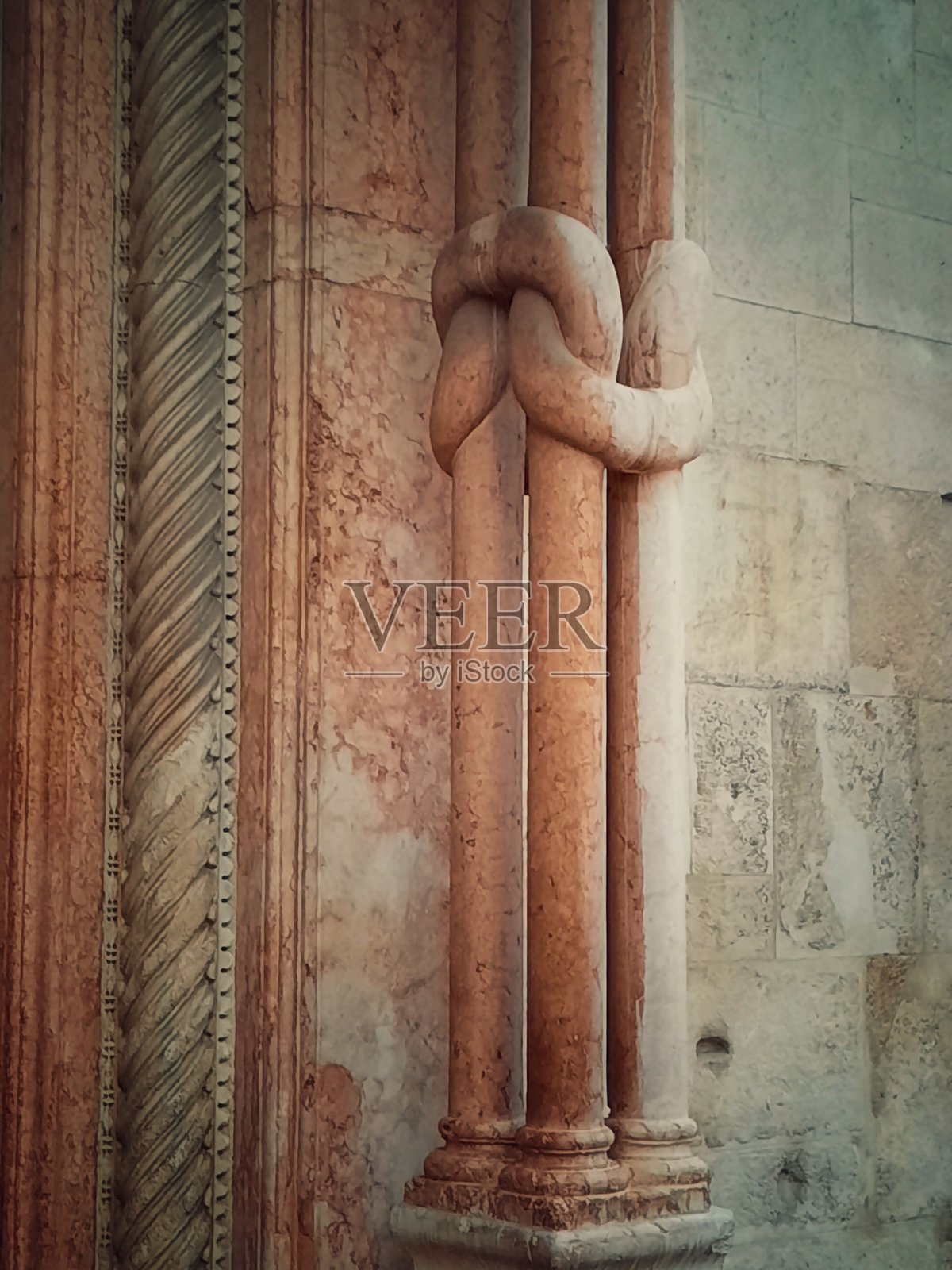 罗马式的列照片摄影图片