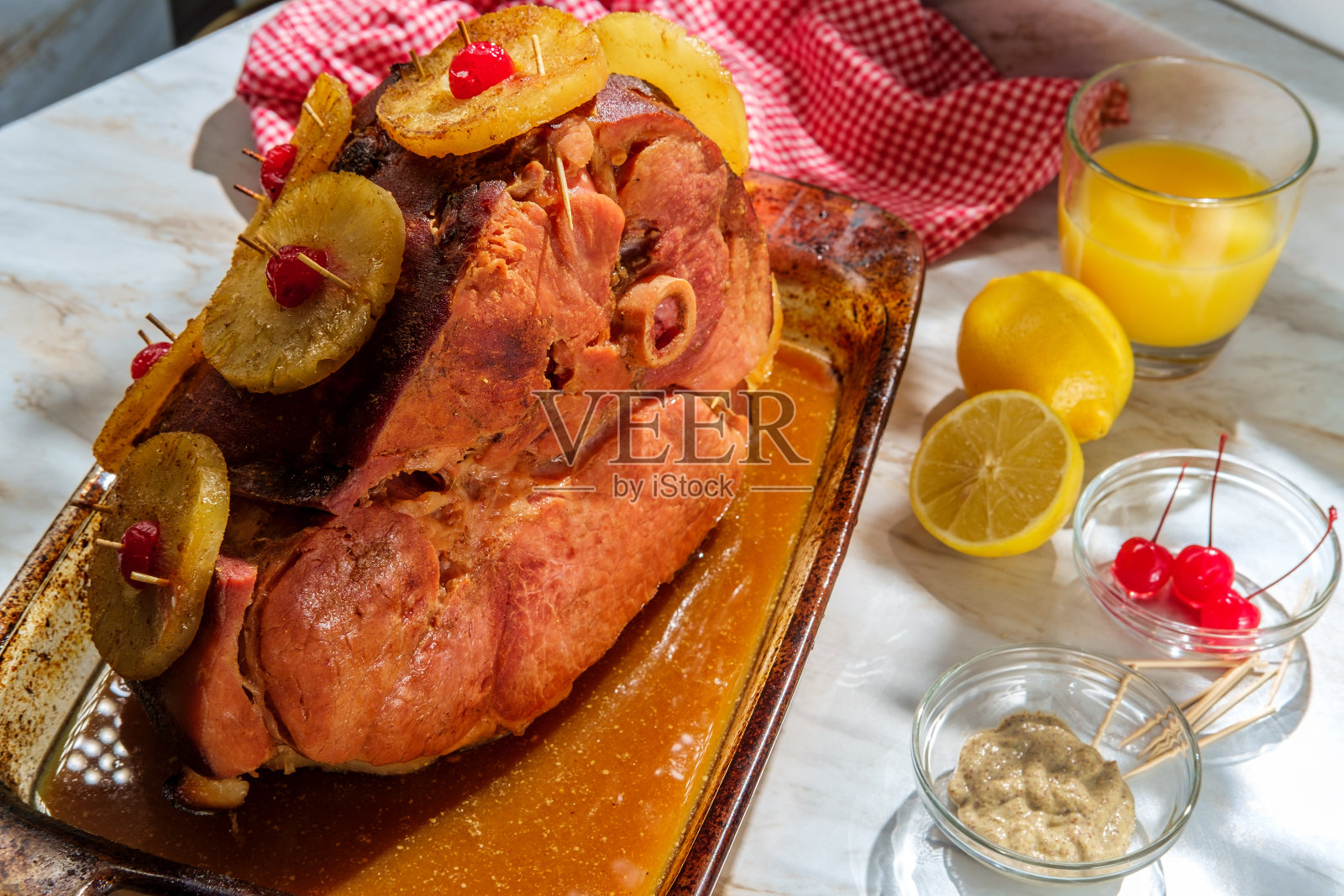 烘烤火腿晚餐照片摄影图片