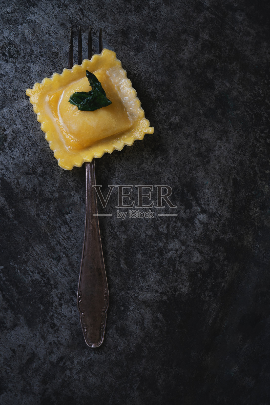 传统的意大利意大利饺子照片摄影图片