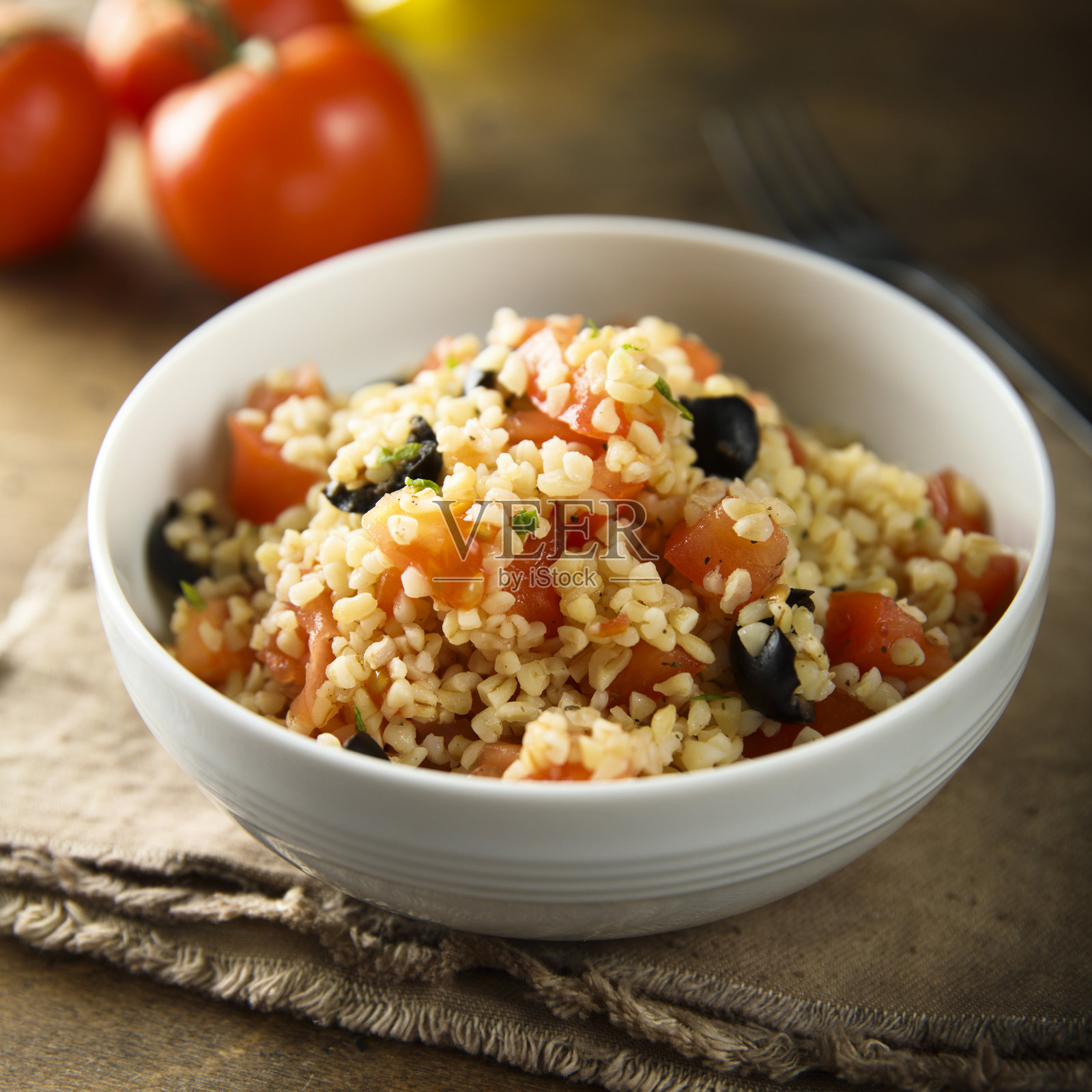 土豆和橄榄照片摄影图片