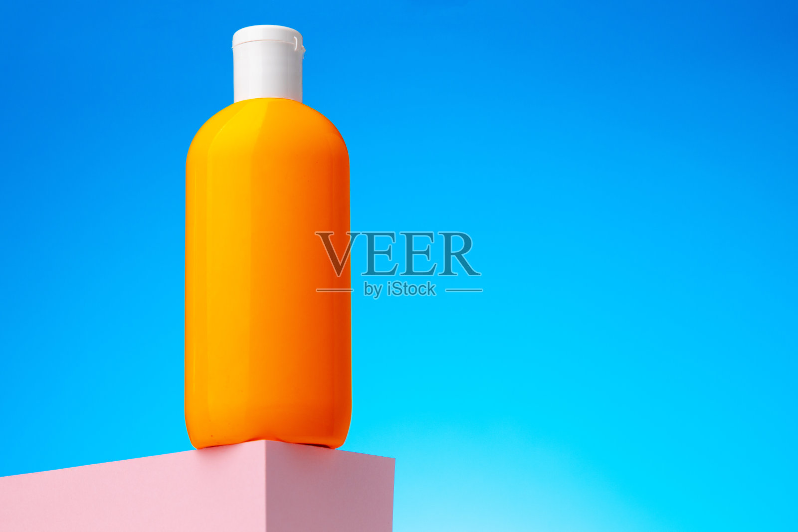 护肤美容产品容器的蓝色背景照片摄影图片