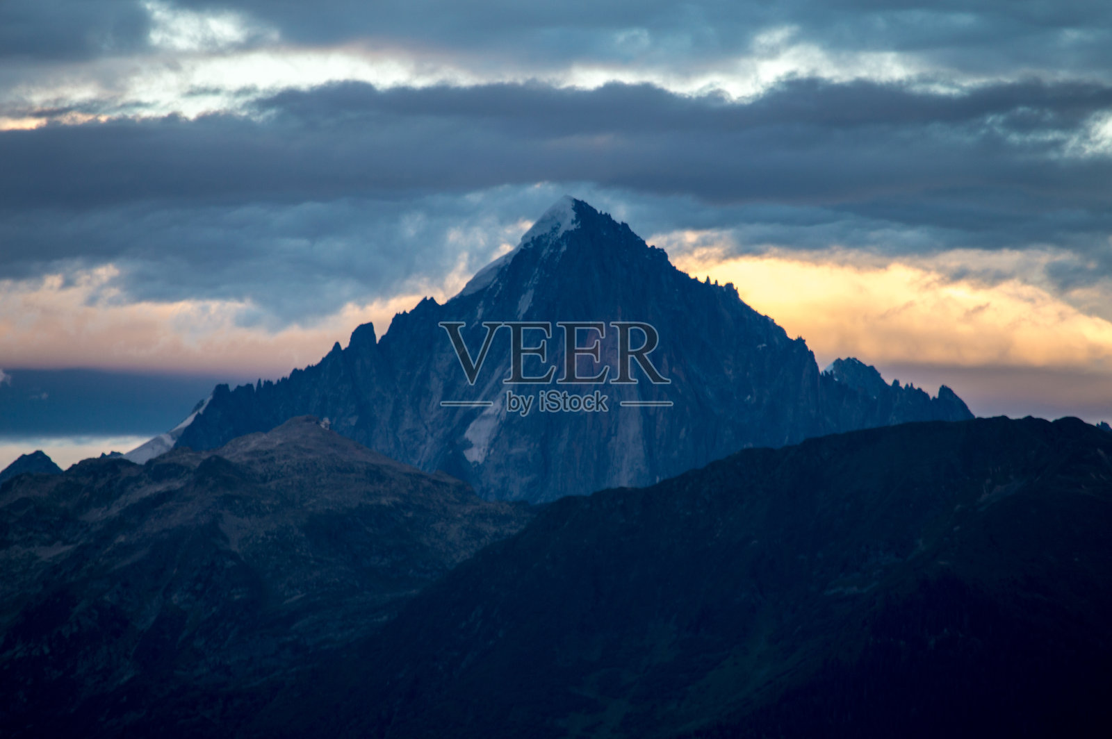 阿尔卑斯山脉照片摄影图片