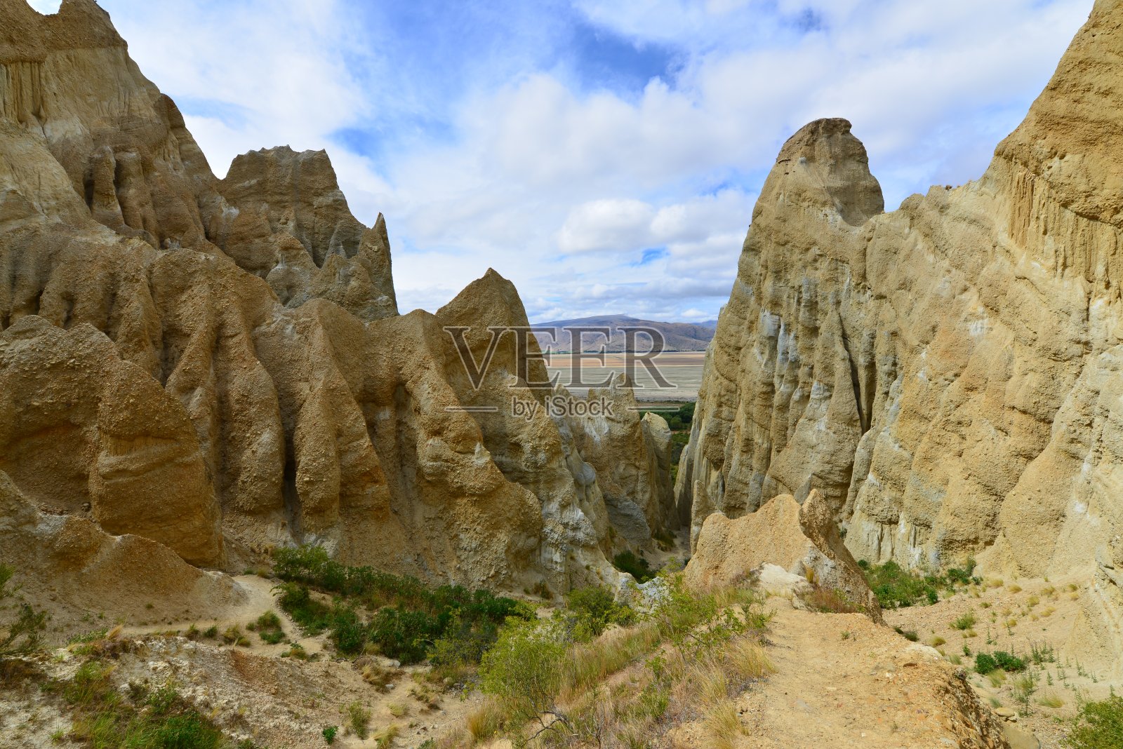 奥玛拉马的粘土悬崖照片摄影图片