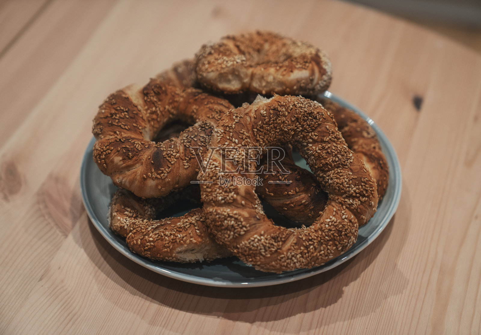 自制土耳其百吉饼- Simit照片摄影图片