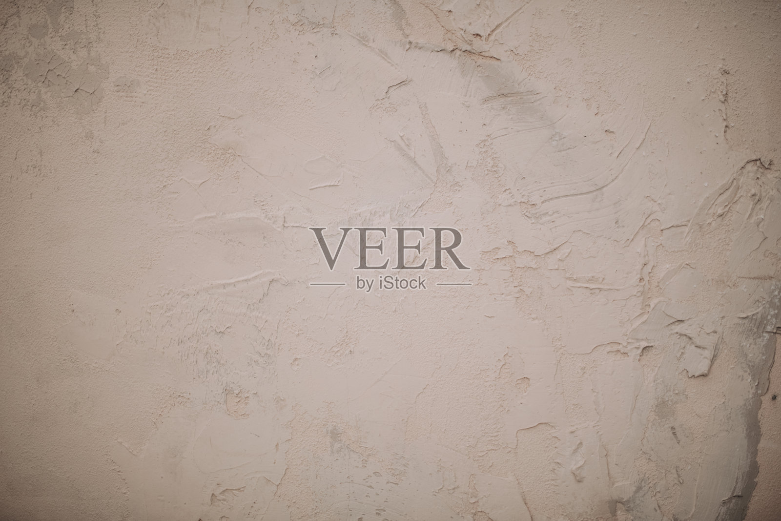 街道上白雪覆盖的舒适咖啡馆，在圣诞节和冬季假日装饰的咖啡馆的外观照片摄影图片