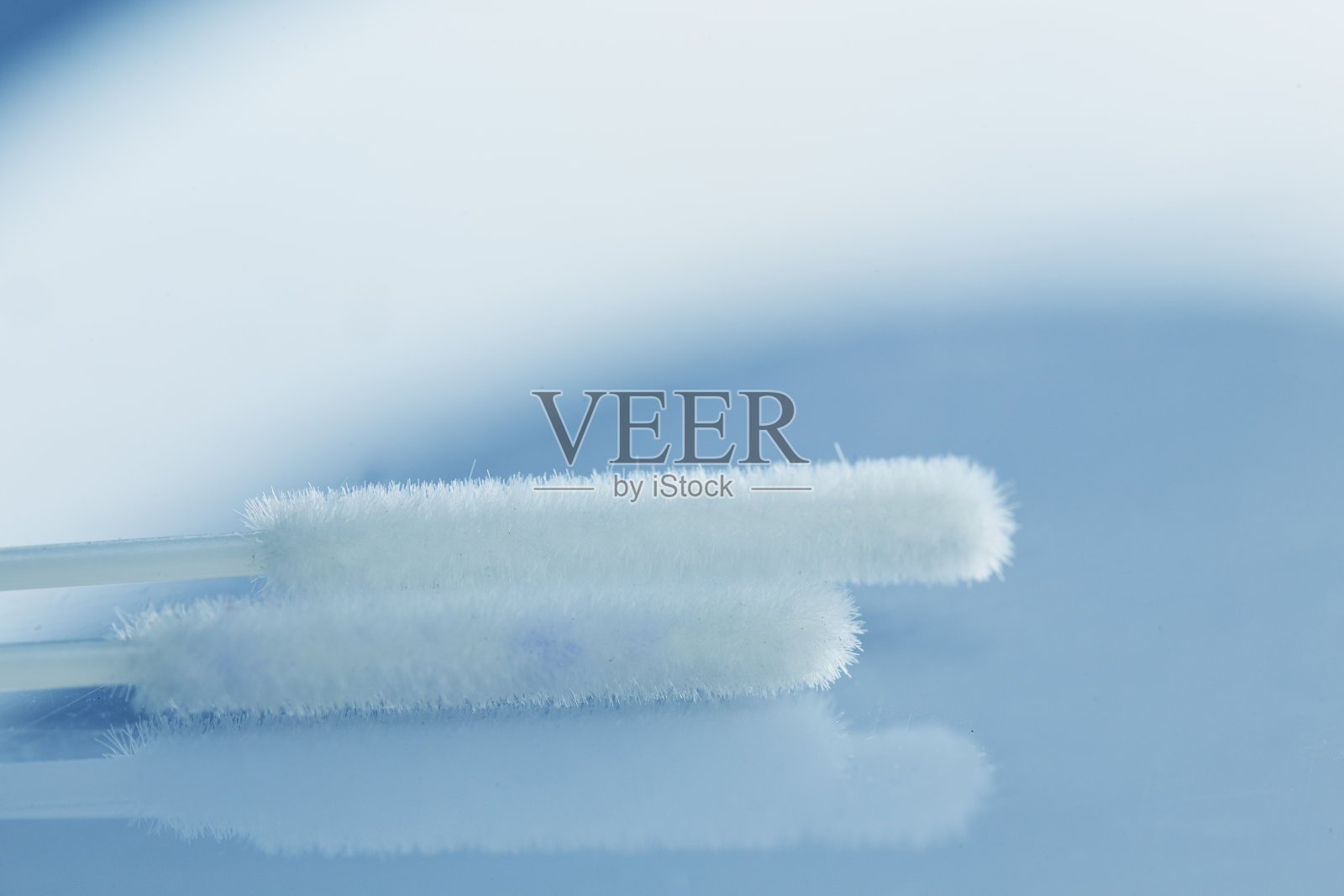 大流行中使用的Covid-19检测儿童。极端特写镜头照片摄影图片