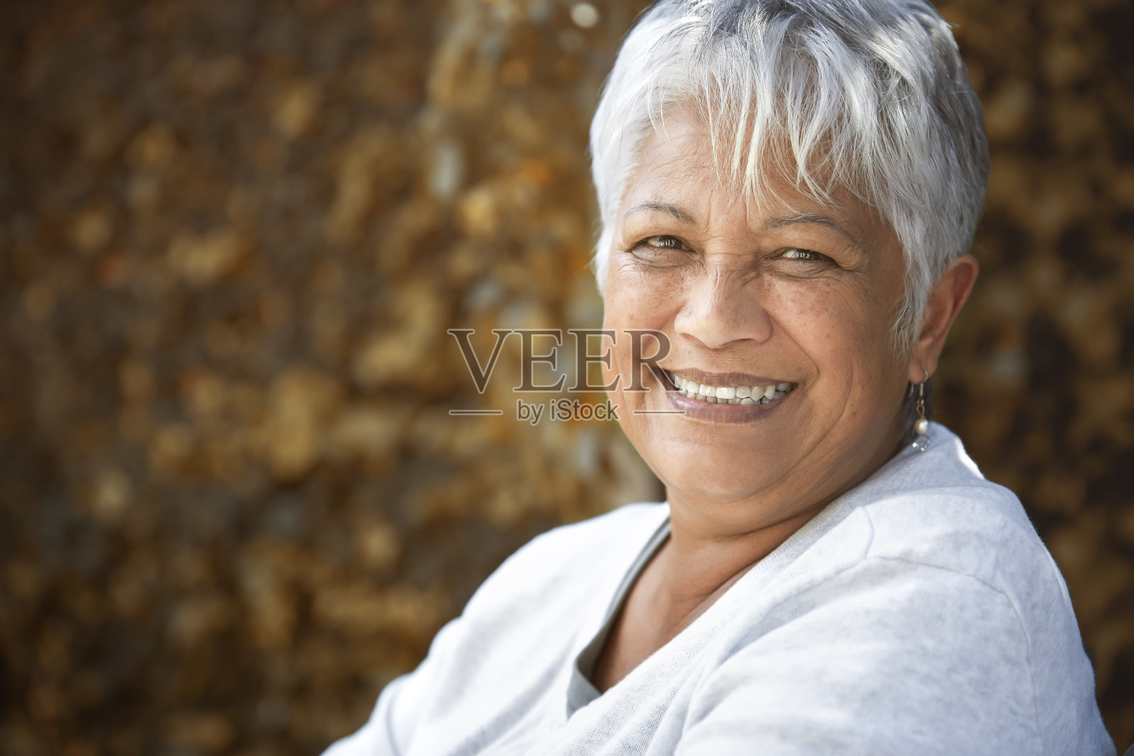 快乐的妇女肖像照片摄影图片