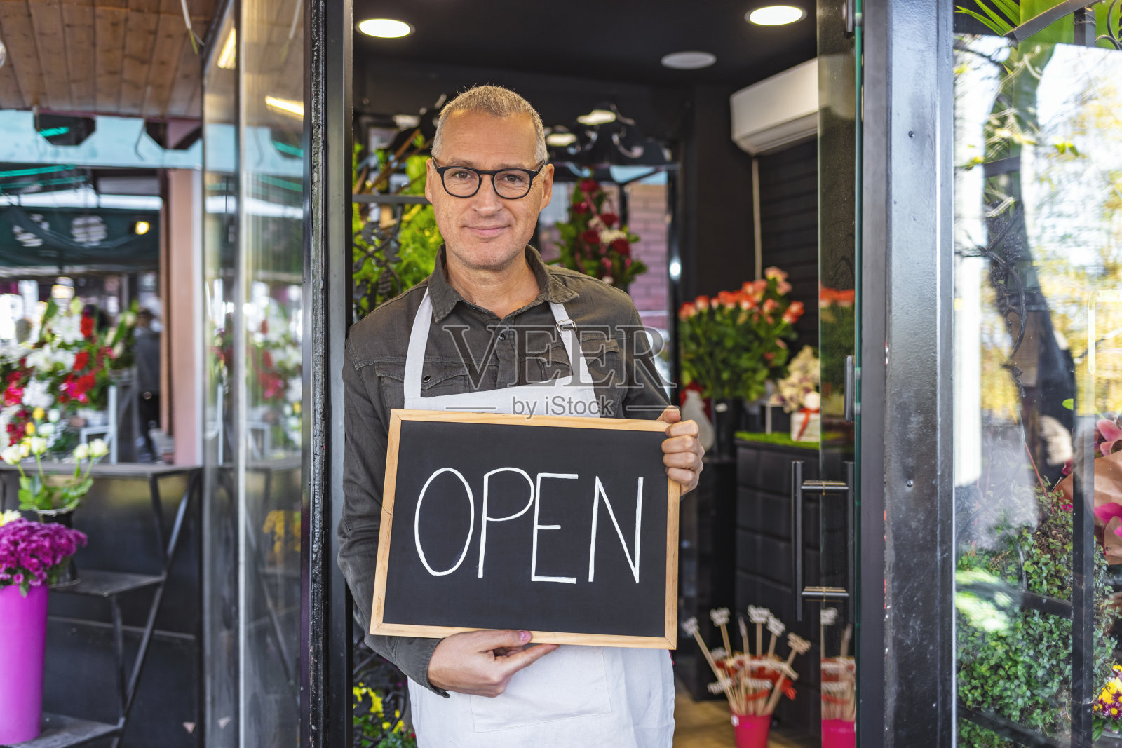 我冒险开了我梦寐以求的花店照片摄影图片
