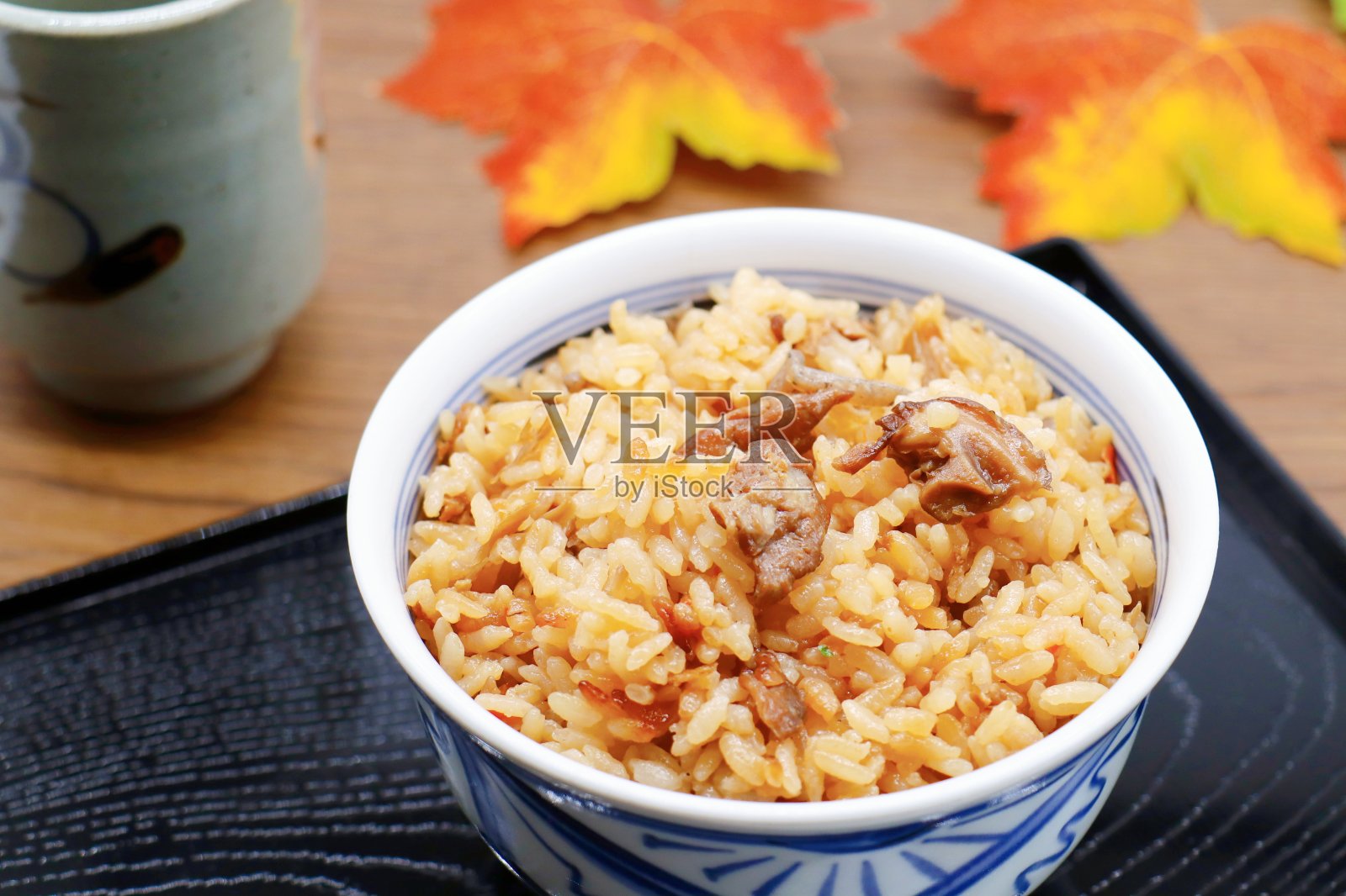 鸡肉五子棋米饭照片摄影图片
