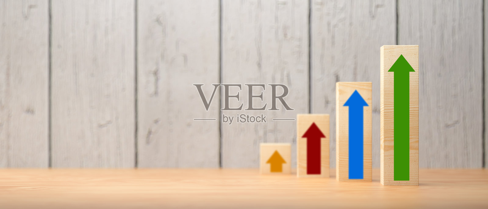 立方体与增长的高度像在一个图形- 3d插图照片摄影图片