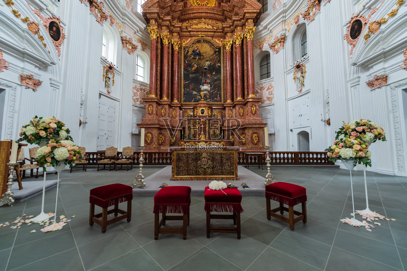 耶稣会教堂内部照片摄影图片