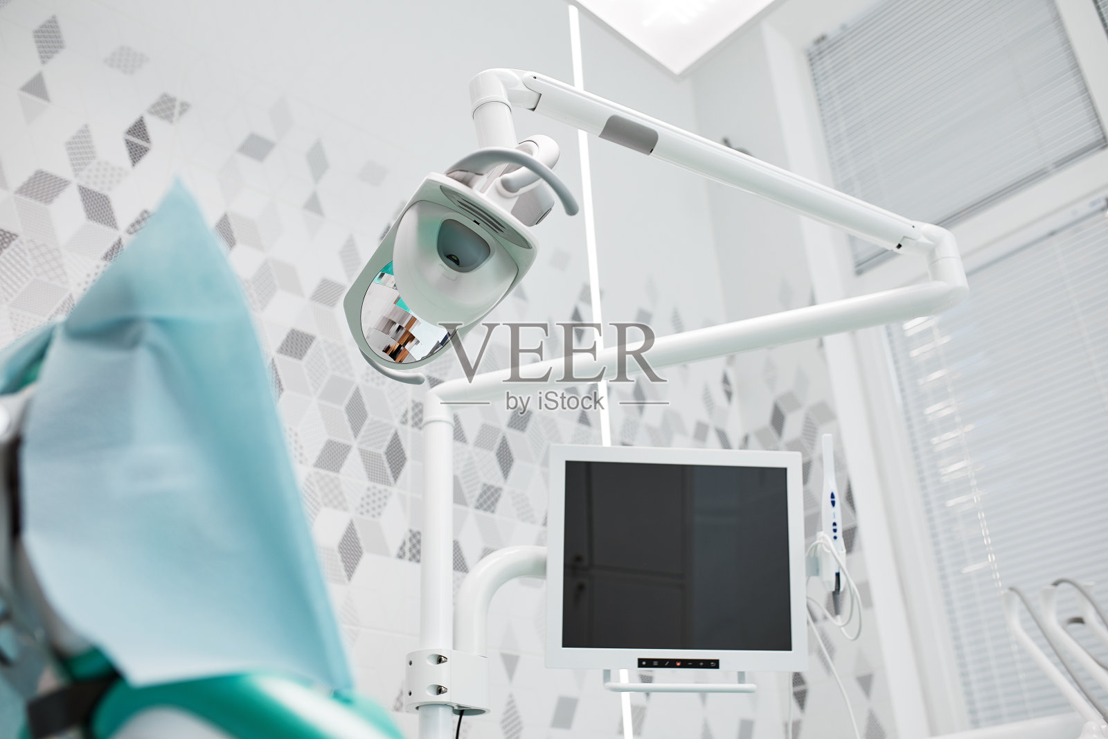 牙医办公室的内部和特殊设备照片摄影图片