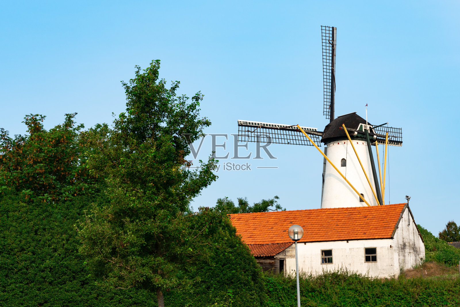 荷兰哈尔斯特伦的圣安东尼乌斯工厂照片摄影图片