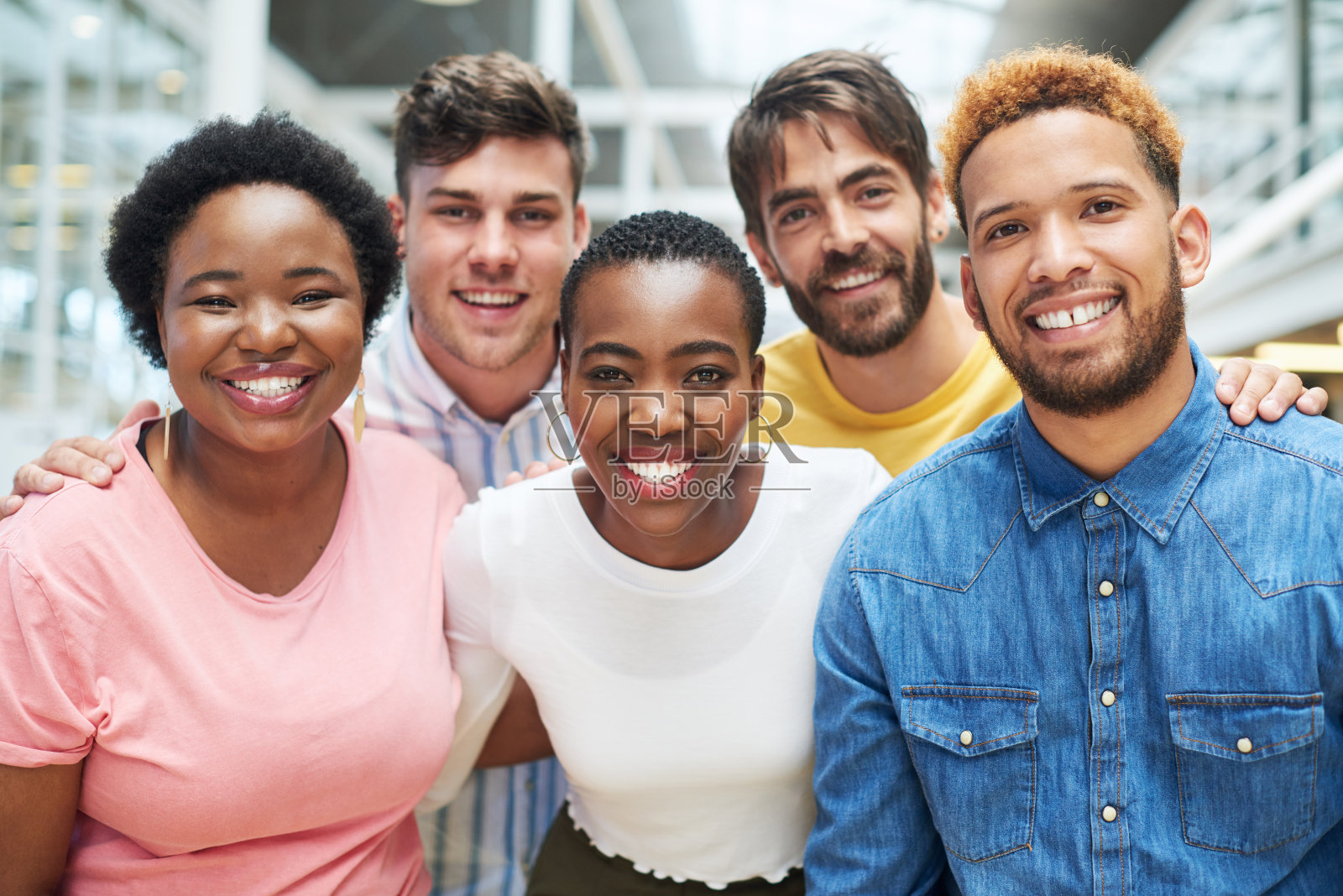 欢迎加入我们，或者应该叫家人照片摄影图片