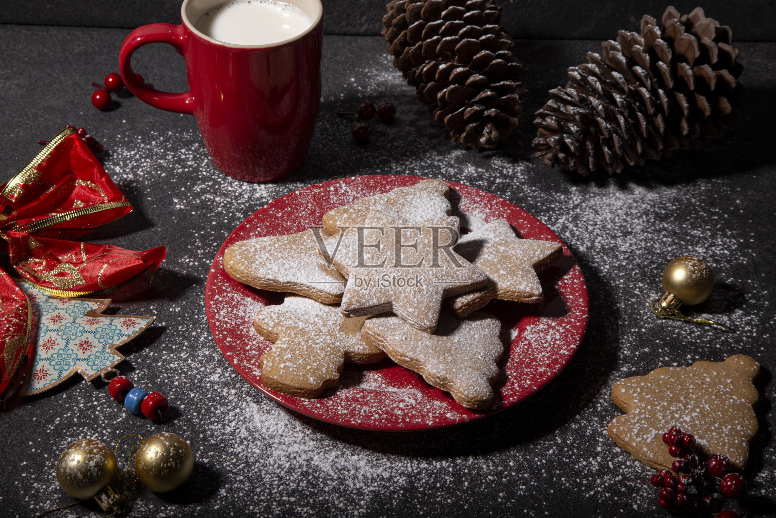 姜圣诞饼干照片摄影图片