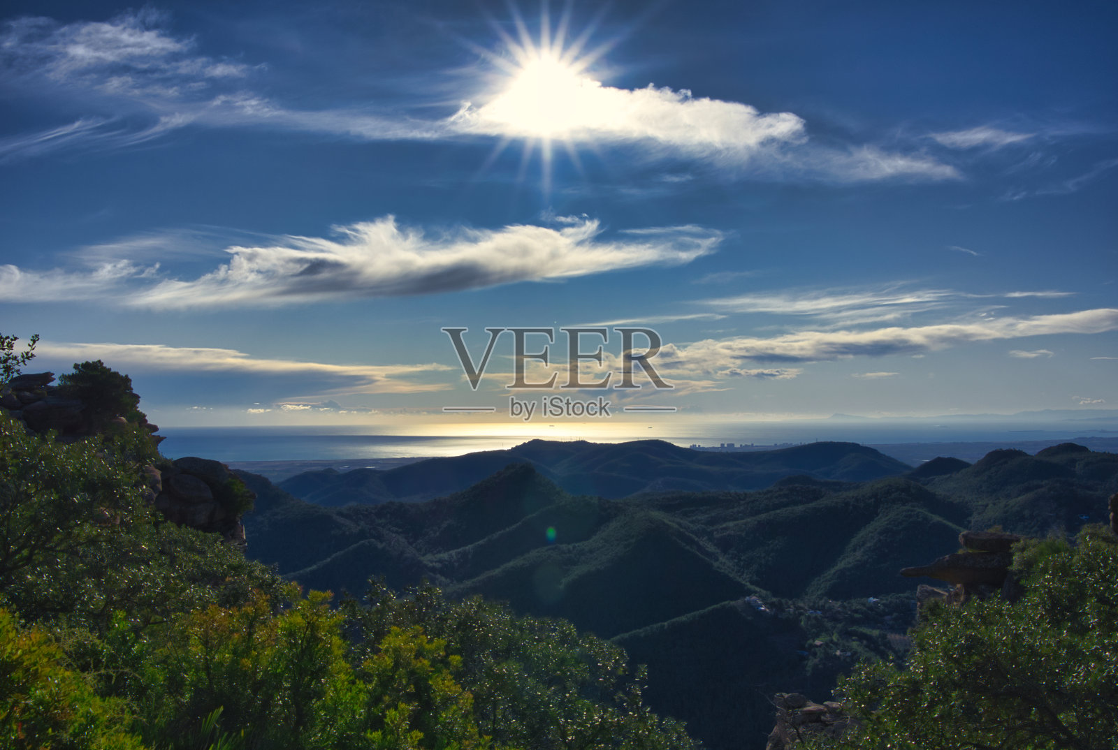 巴伦西亚卡尔德罗纳山脉的加比视角照片摄影图片