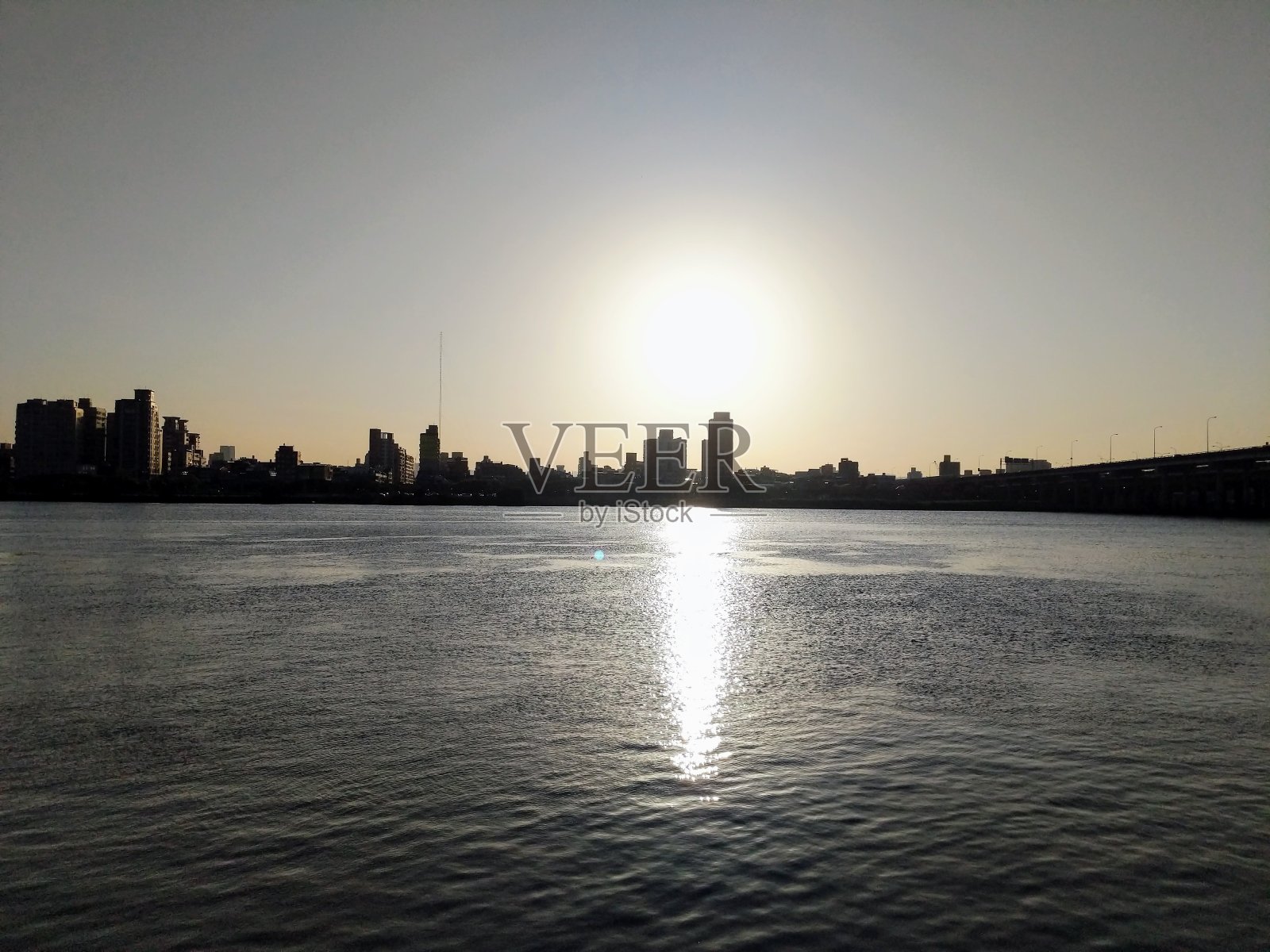 上面的东西。照片摄影图片