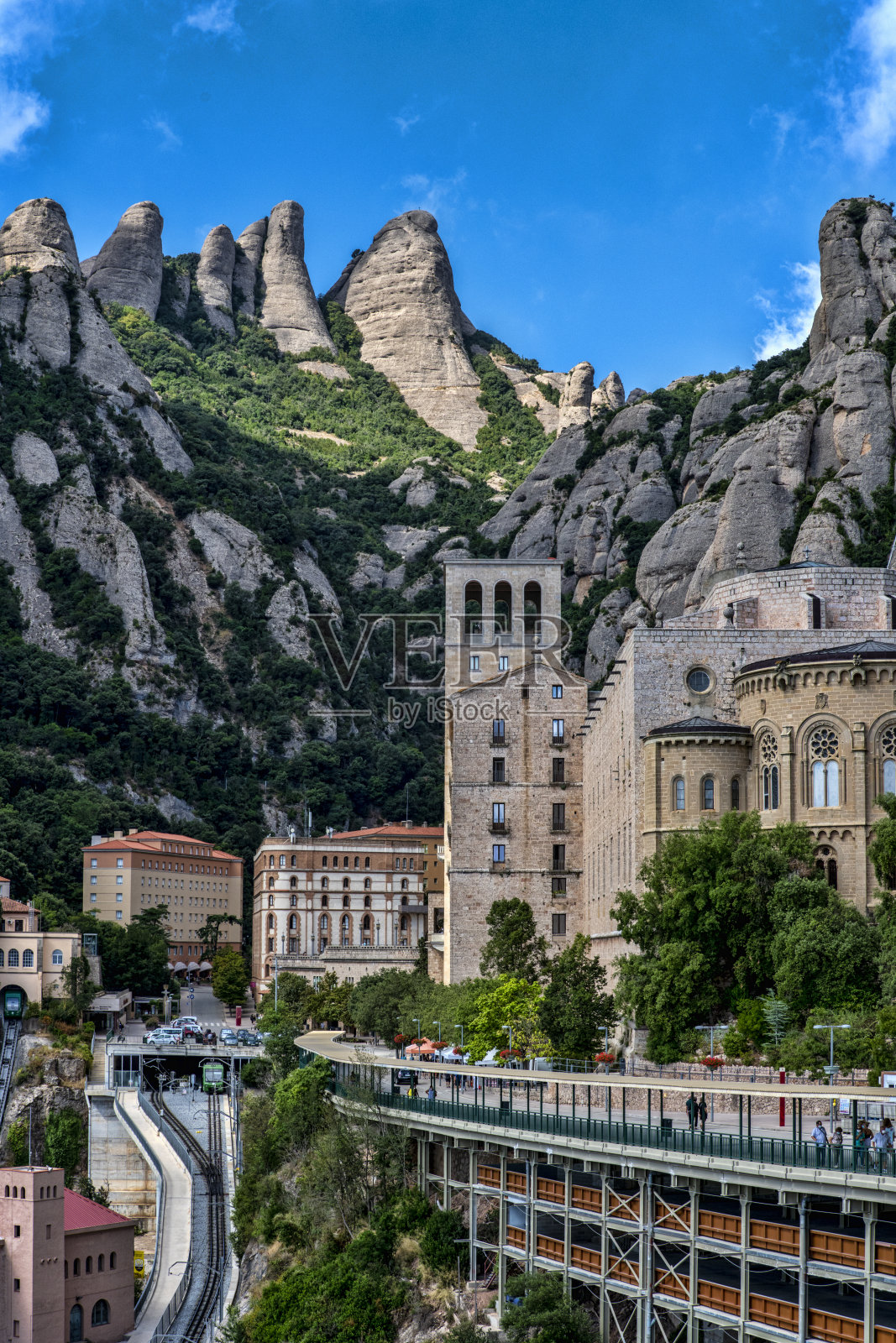 西班牙加泰罗尼亚巴塞罗那省蒙特塞拉特修道院照片摄影图片