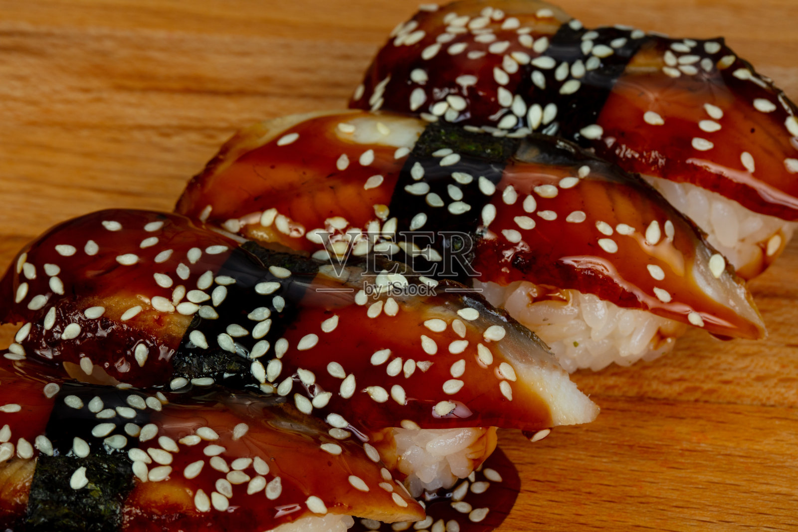 日本鳗鱼寿司照片摄影图片