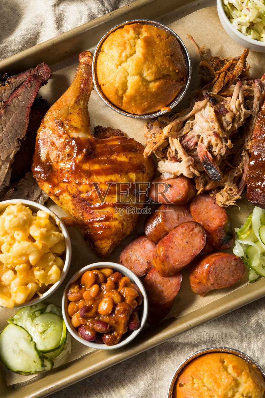 自制烧烤拼盘配排骨照片摄影图片