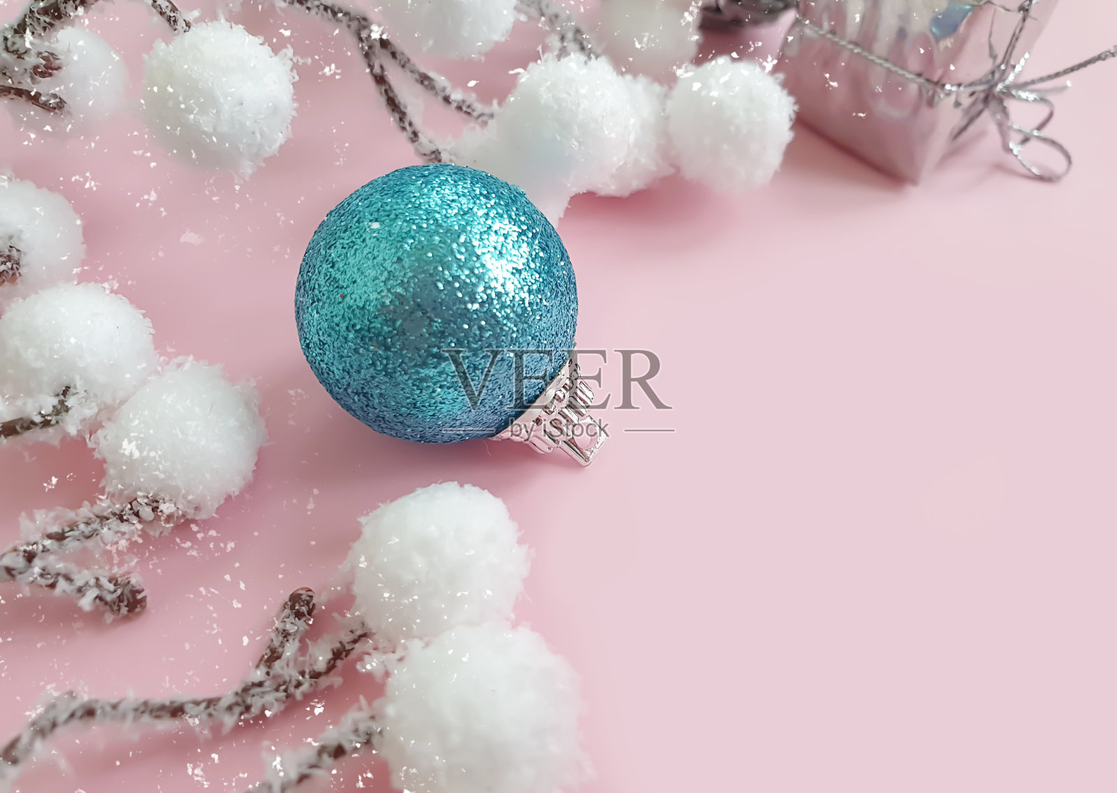 圣诞树玩具，冬天的背景照片摄影图片