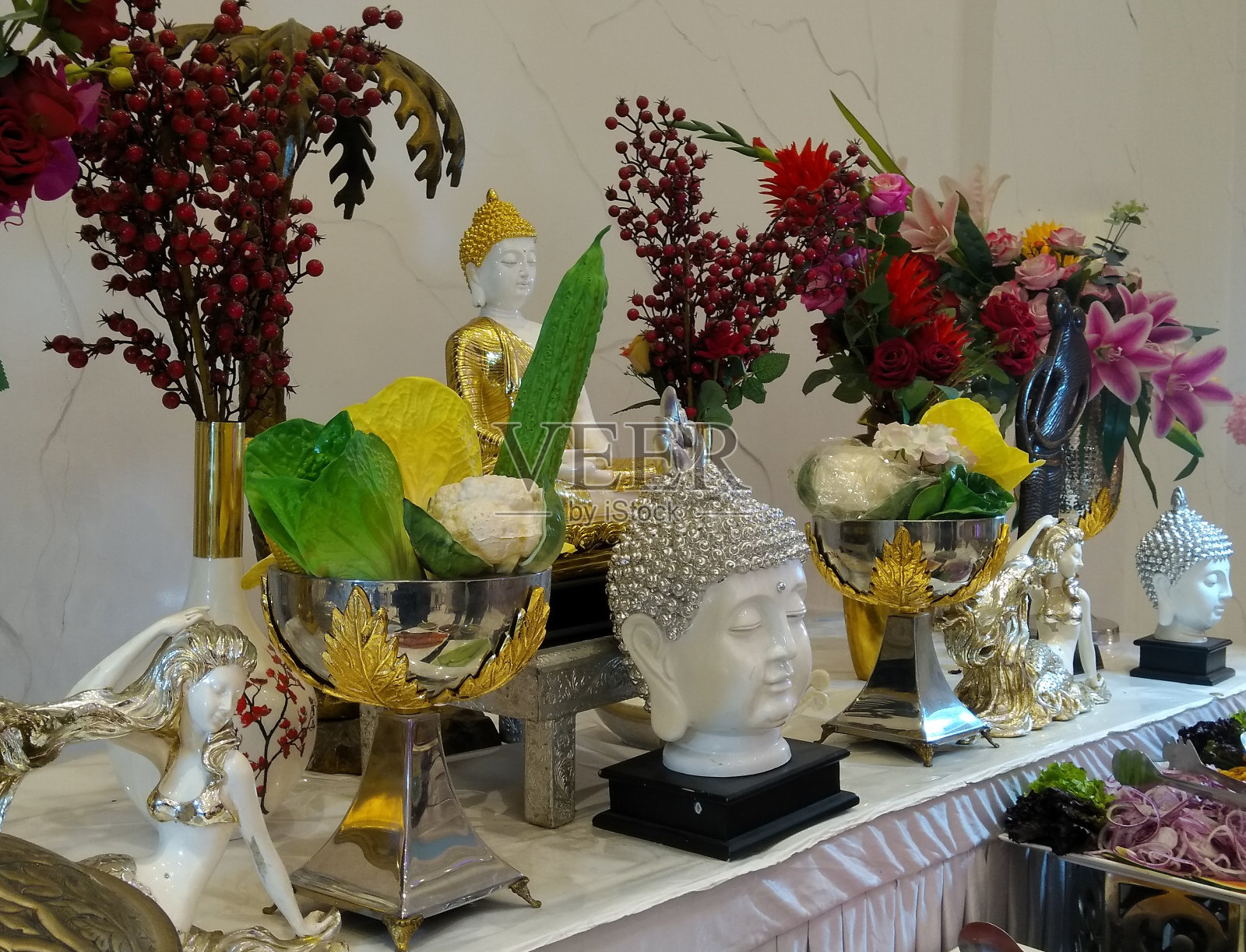 有选择性聚焦的佛陀画像照片摄影图片