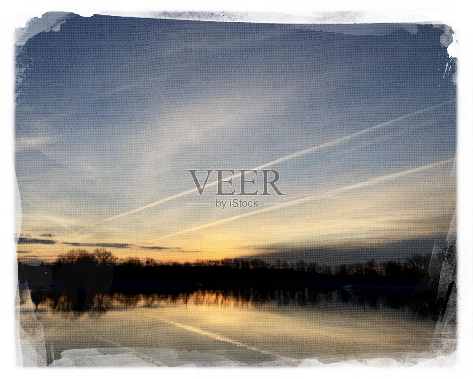 黎明的云彩和天空照片摄影图片