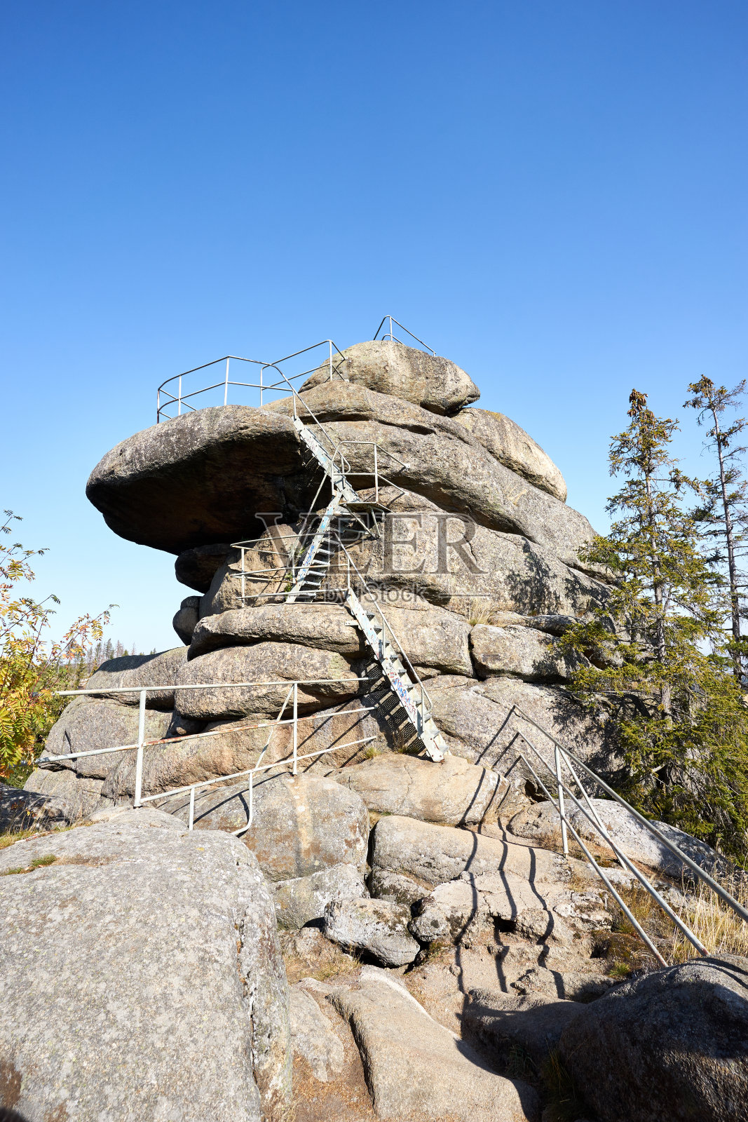 “Ottofels”——德国哈尔茨国家公园的一块岩石照片摄影图片