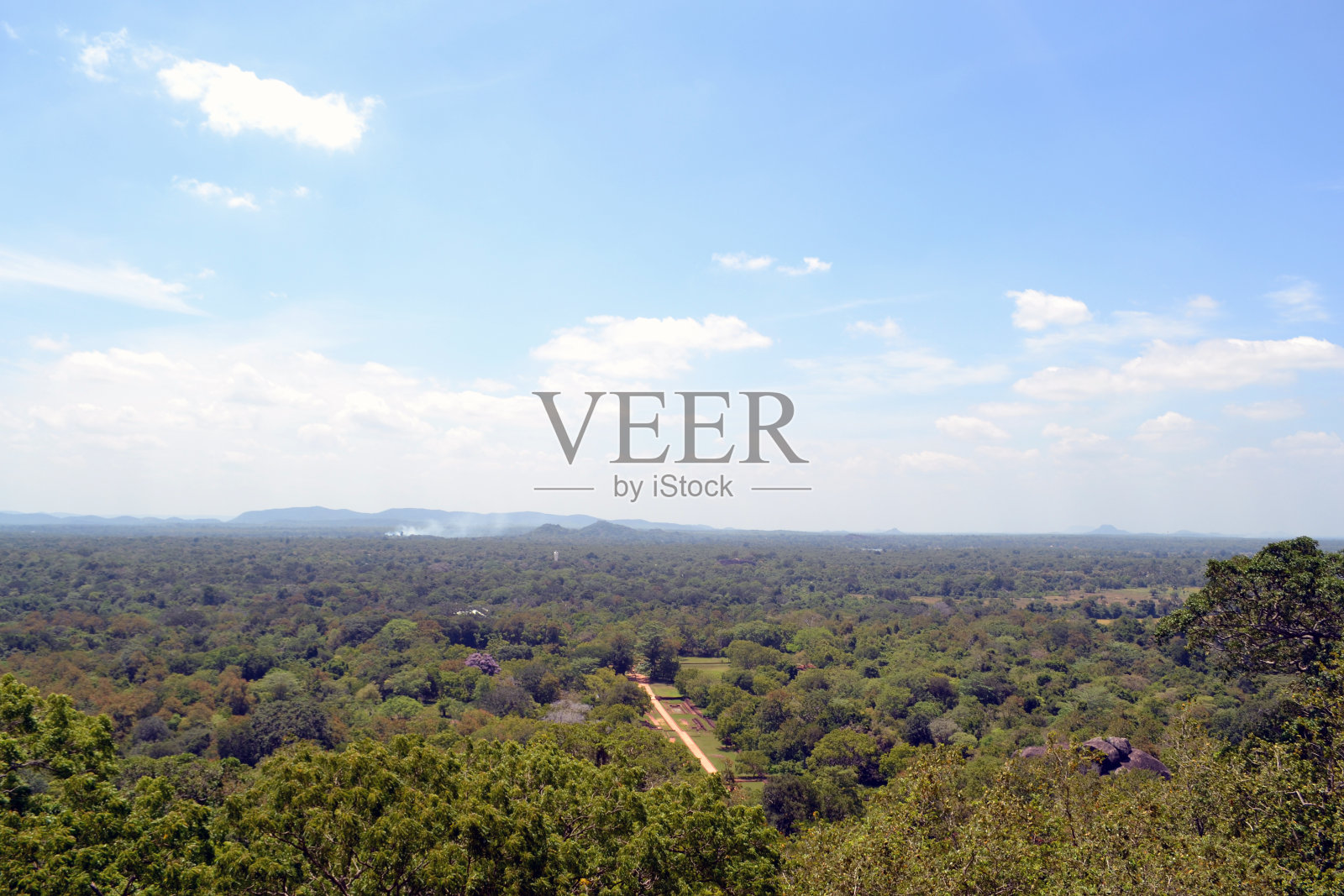 从西格里亚山观看照片摄影图片