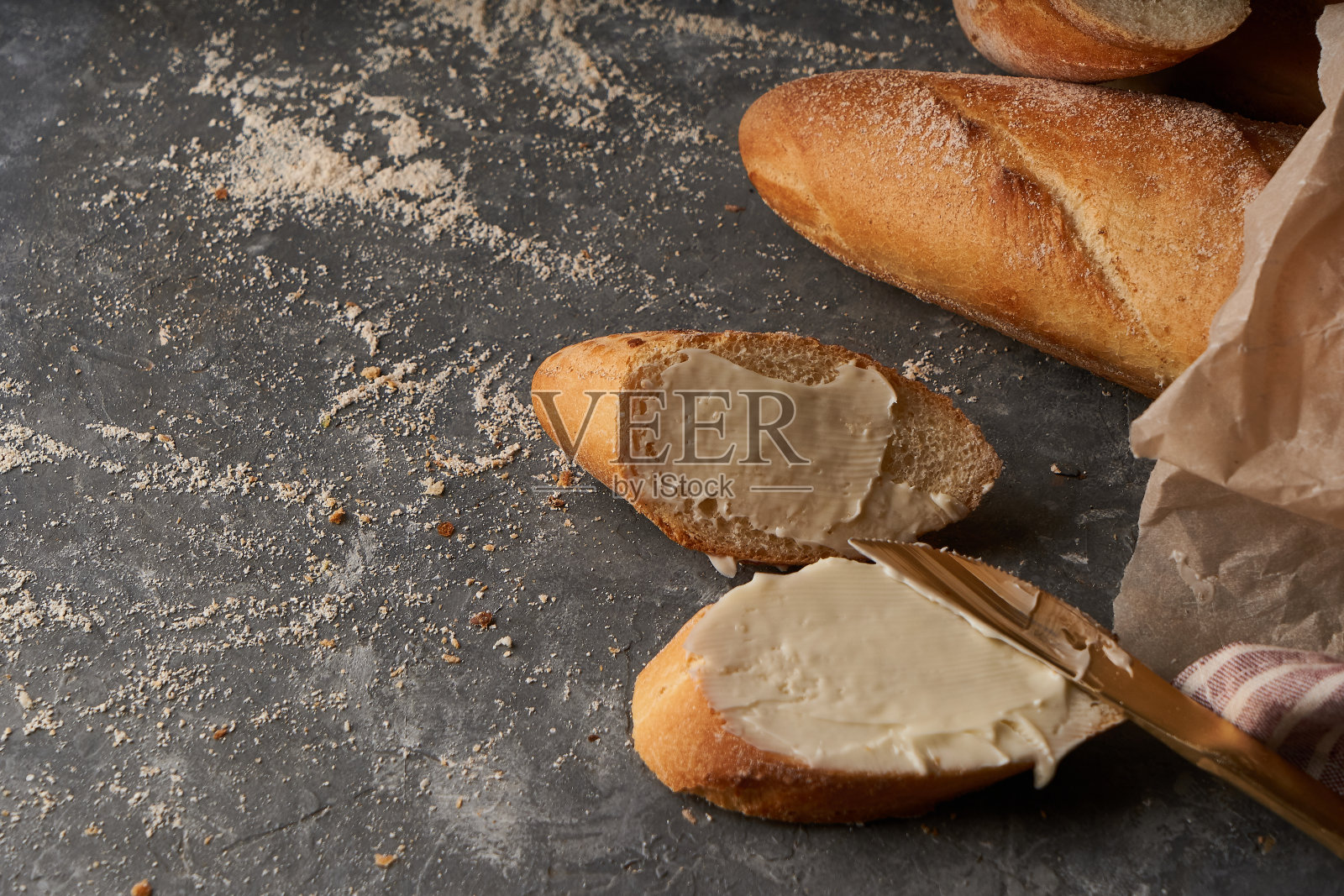 面包和黄油，营养早餐三明治照片摄影图片