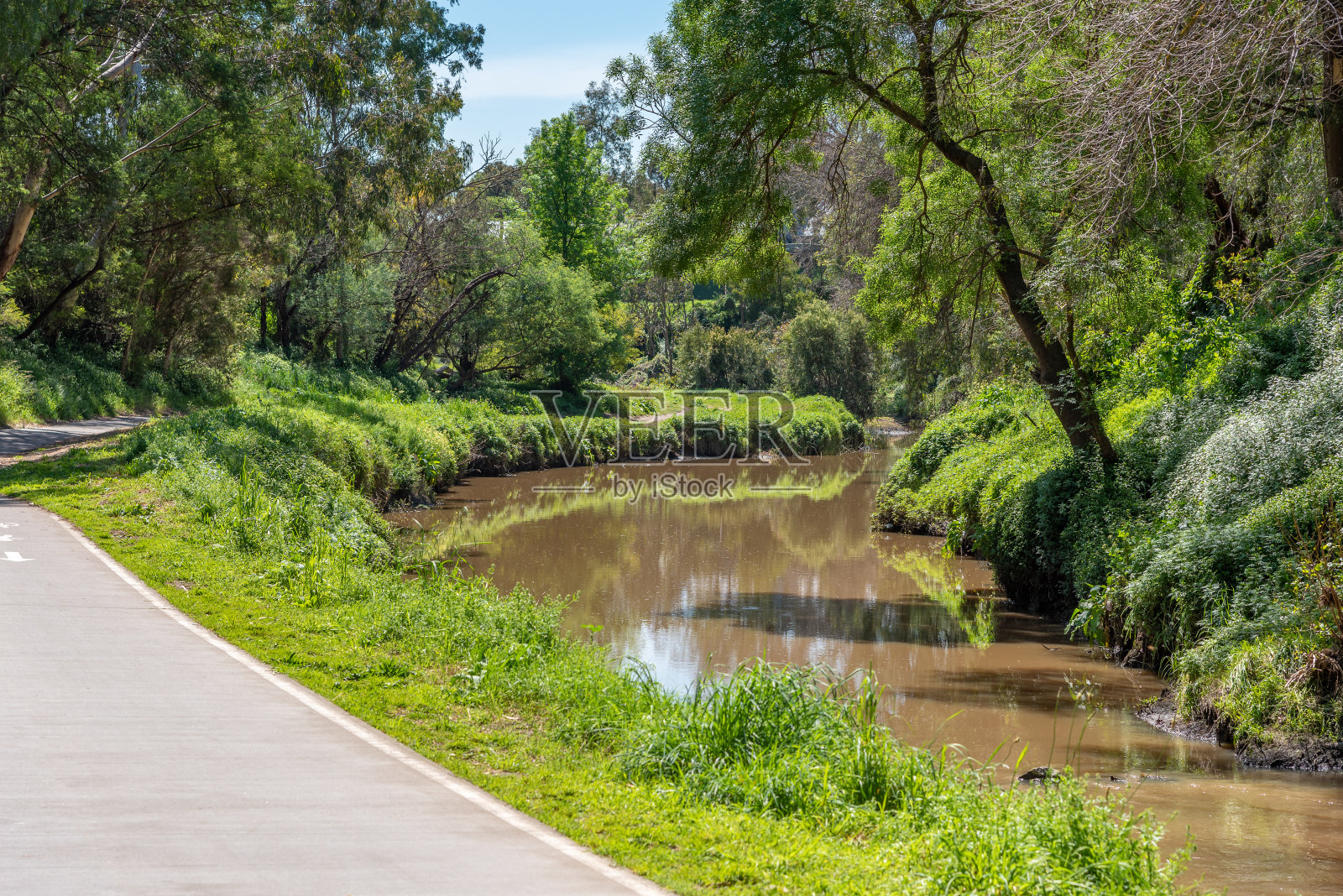 梅里溪宁静的景色照片摄影图片