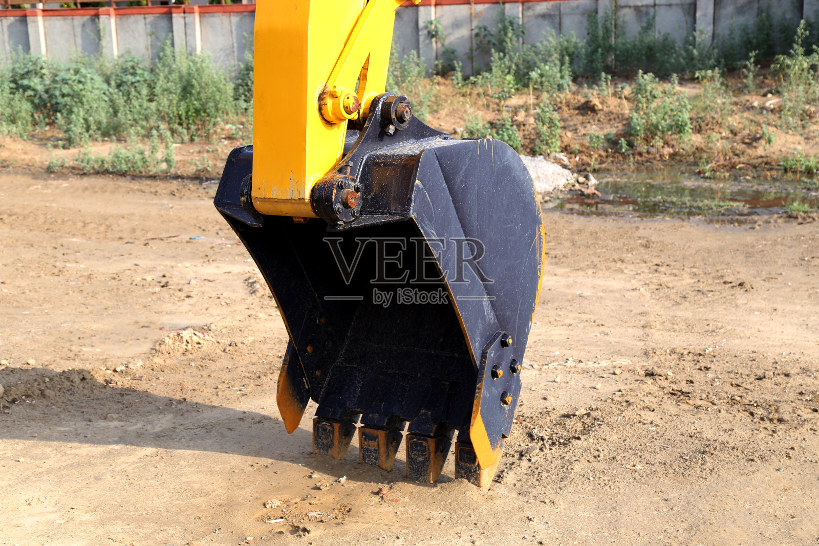 液压挖掘机铲斗特写照片摄影图片