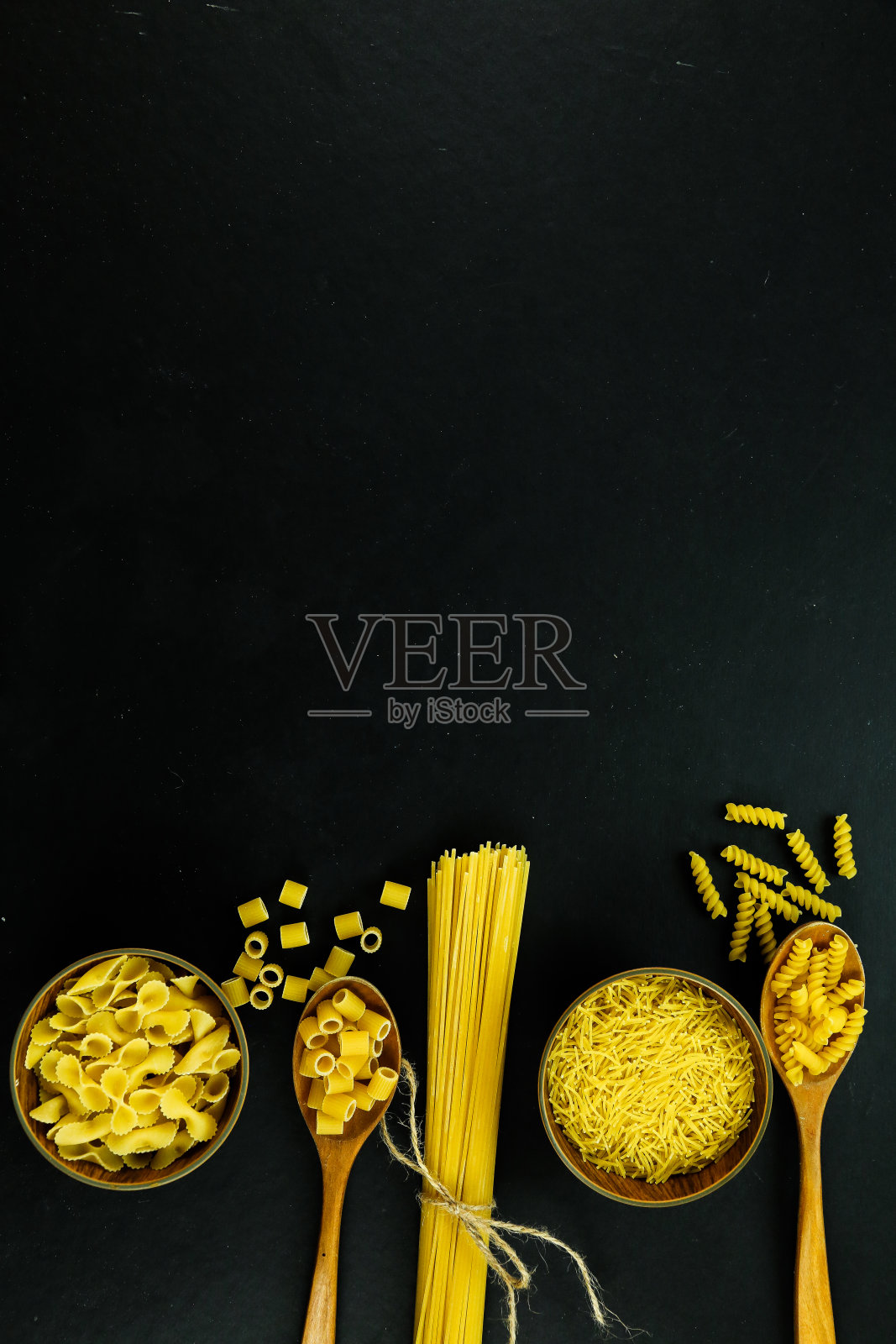 各种各样的意大利面。烹饪概念。概念的菜单照片摄影图片