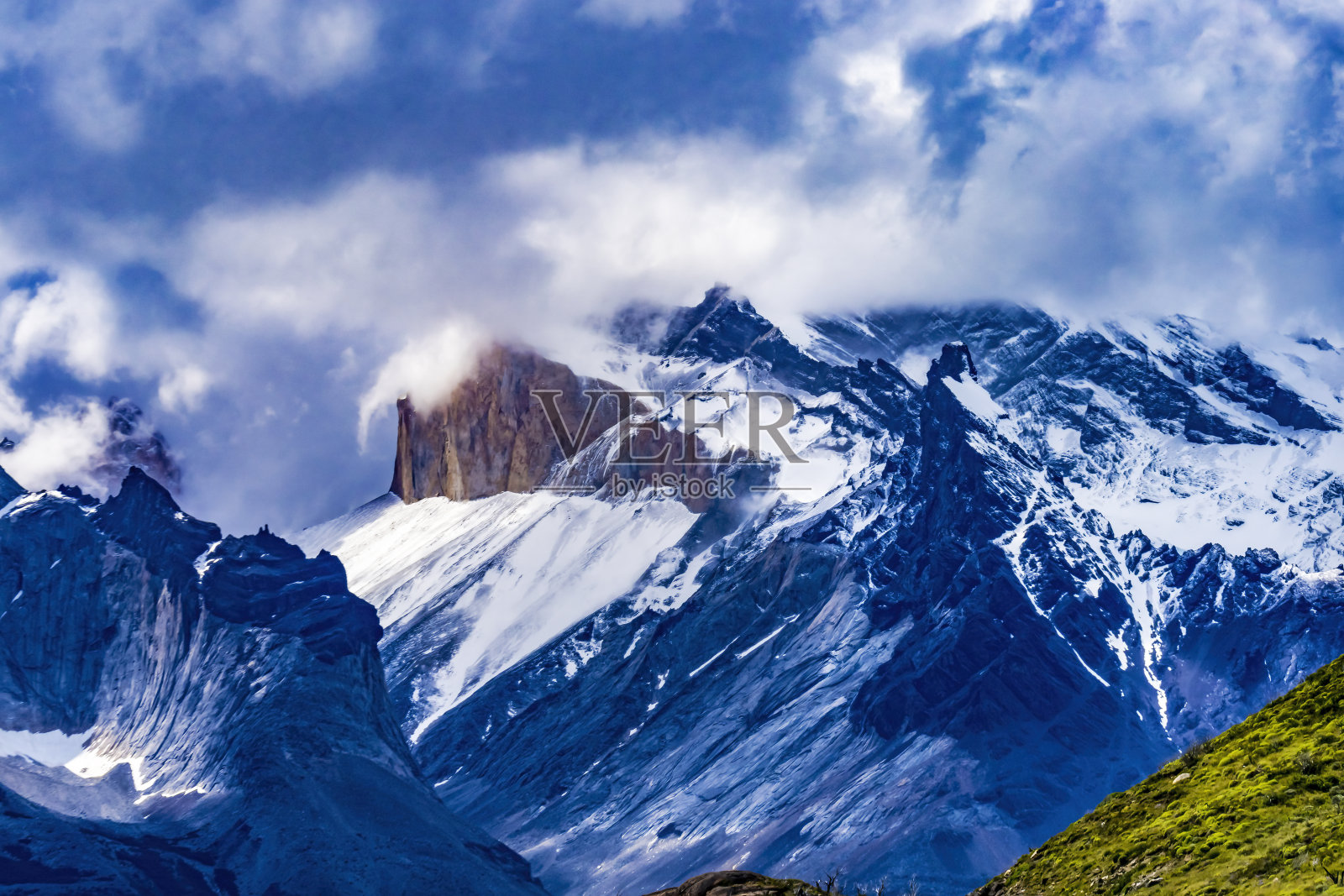 棕色花岗岩Cliff Torres del Paine Horns地区国家公园智利照片摄影图片