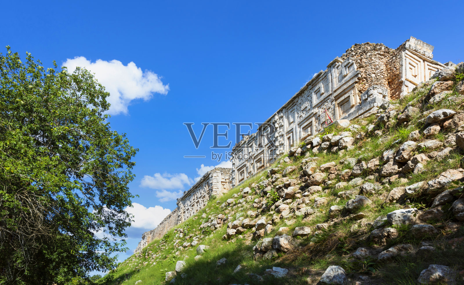 墨西哥Uxmal古城的总督宫殿照片摄影图片