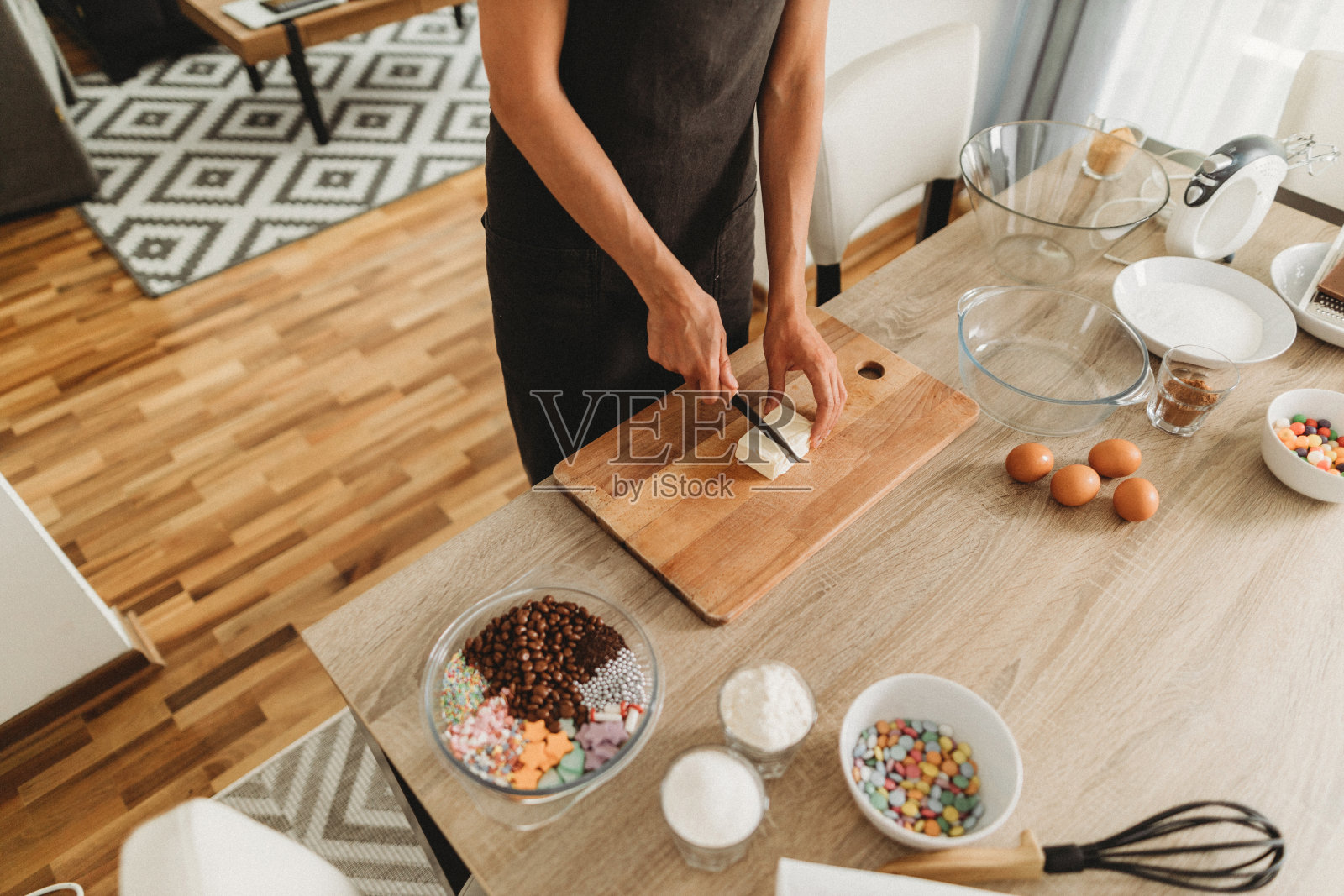 做个蛋糕照片摄影图片