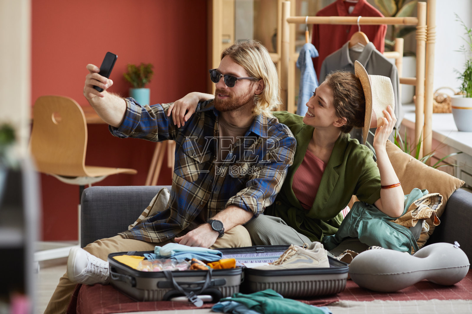 情侣自拍照片摄影图片