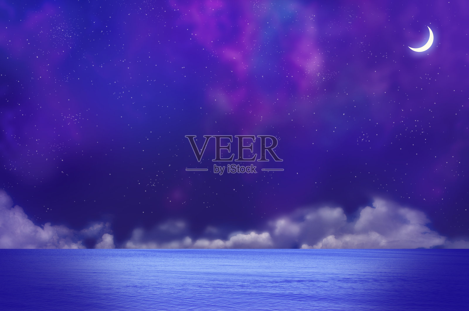 新月，云彩，夜晚的大海照片摄影图片