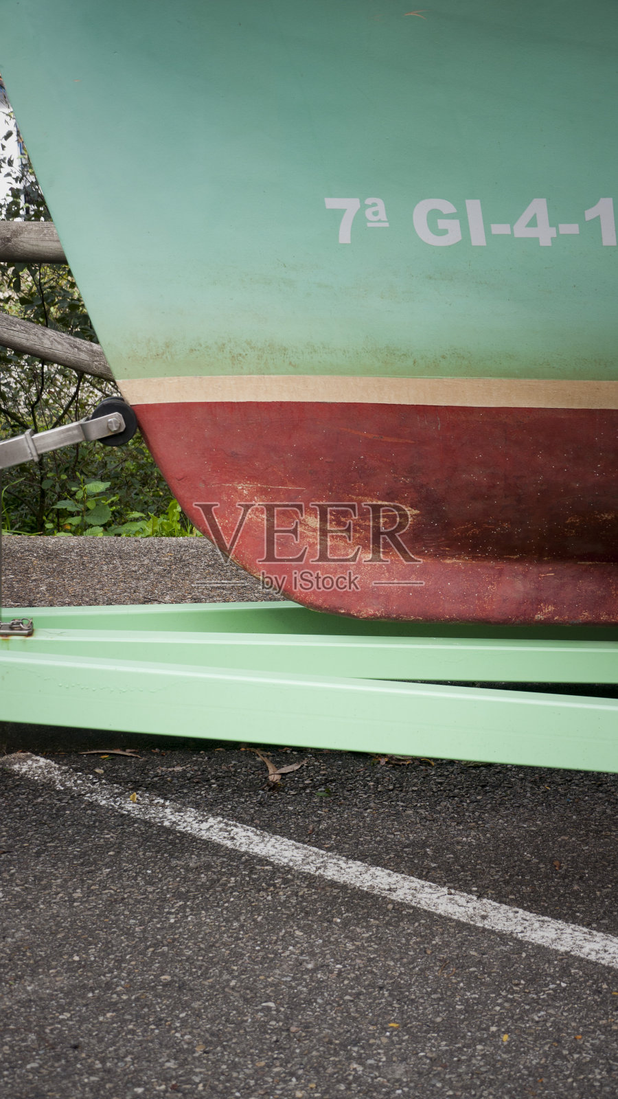 船在拖车照片摄影图片