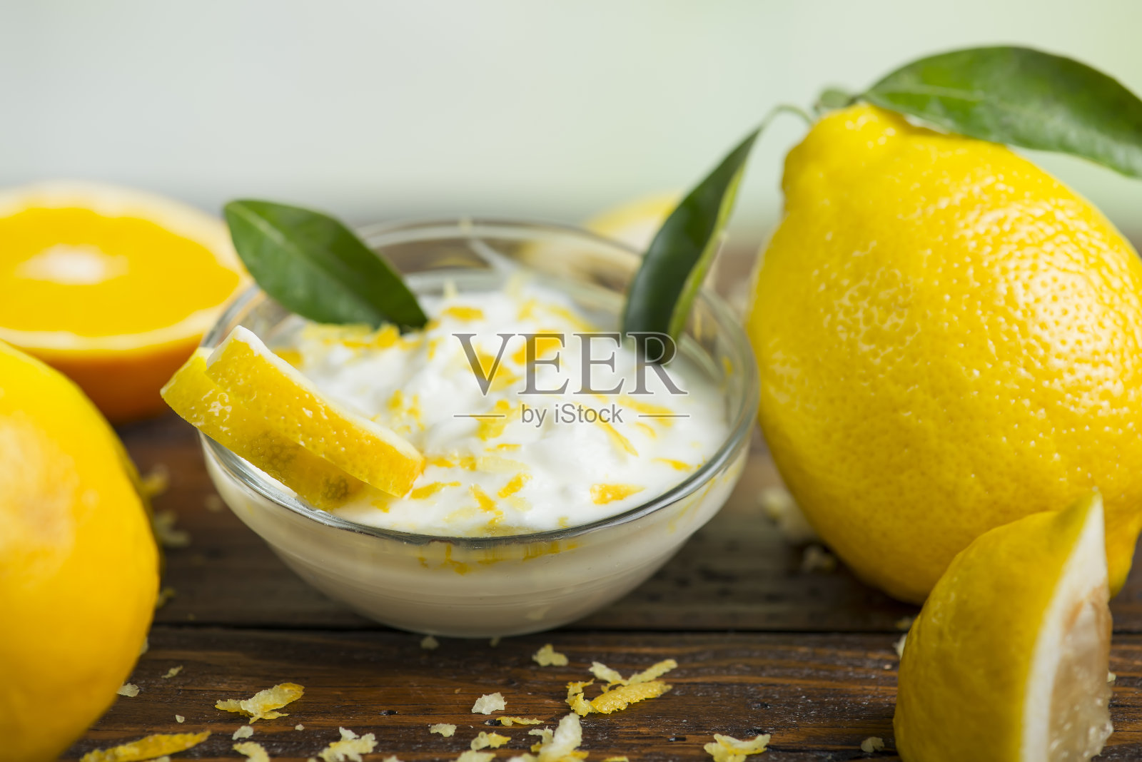 有新鲜柑橘香气的自制甜点照片摄影图片