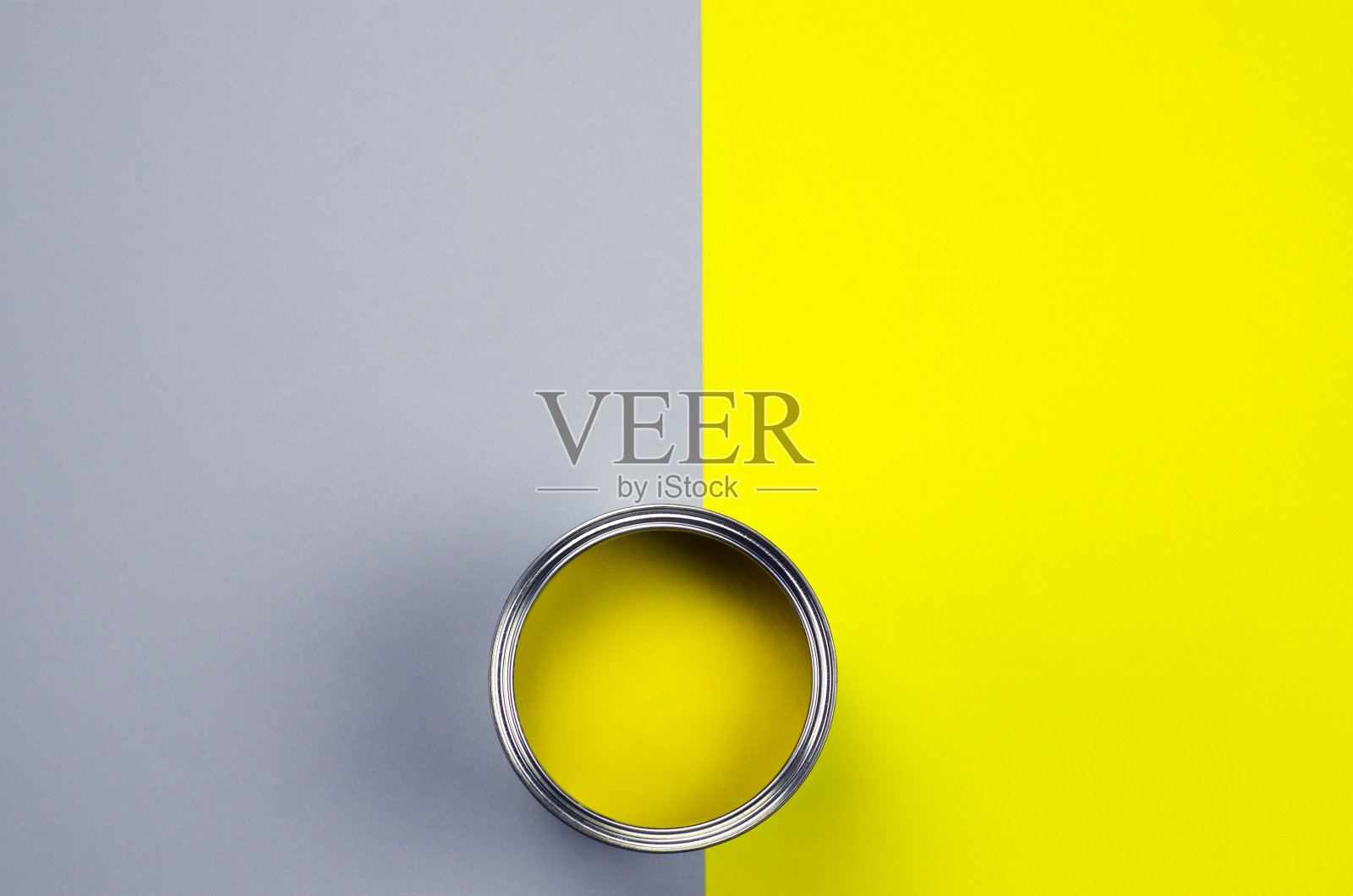 油漆和背景的趋势颜色2021。照片摄影图片