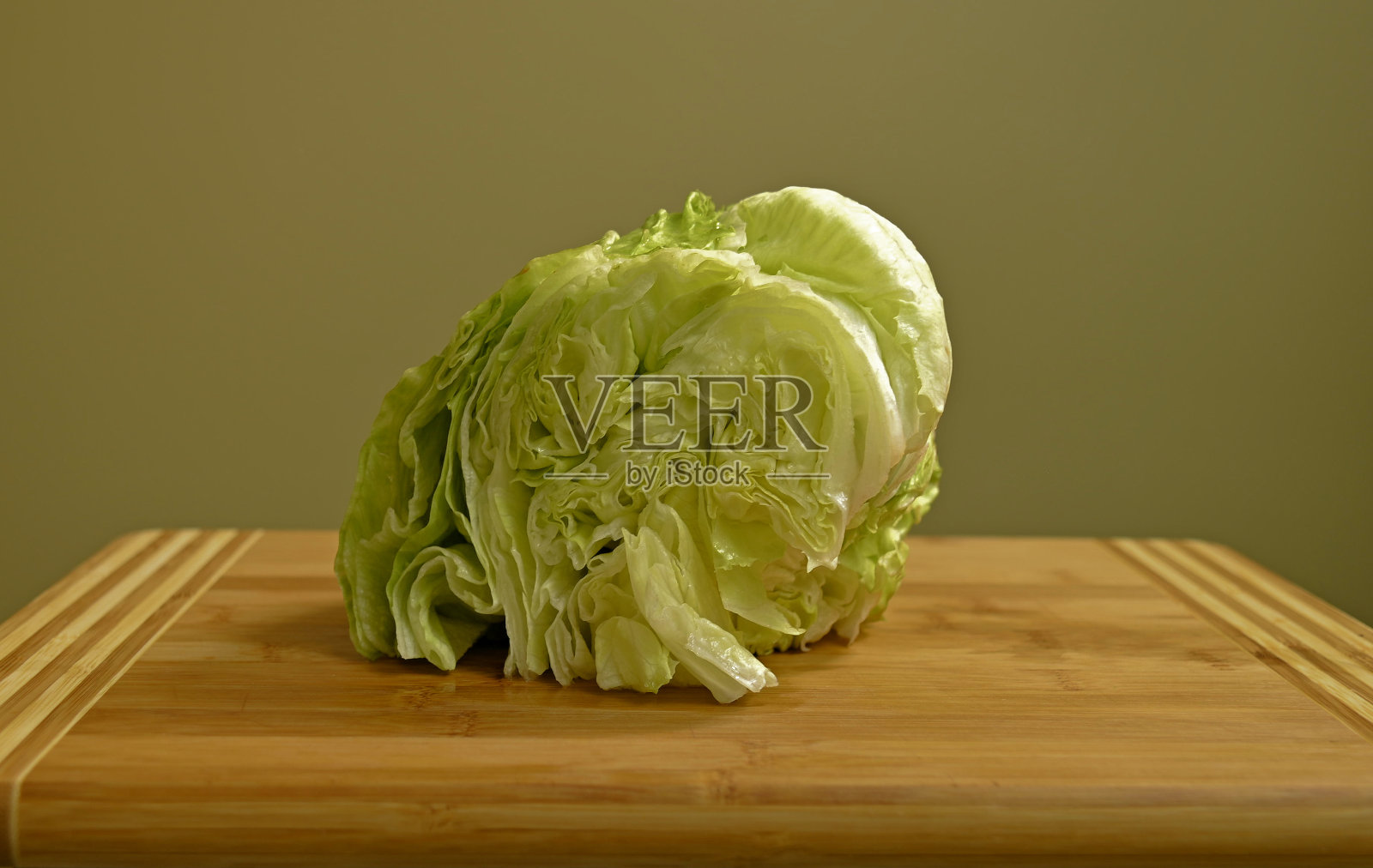 卷心莴苣头照片摄影图片