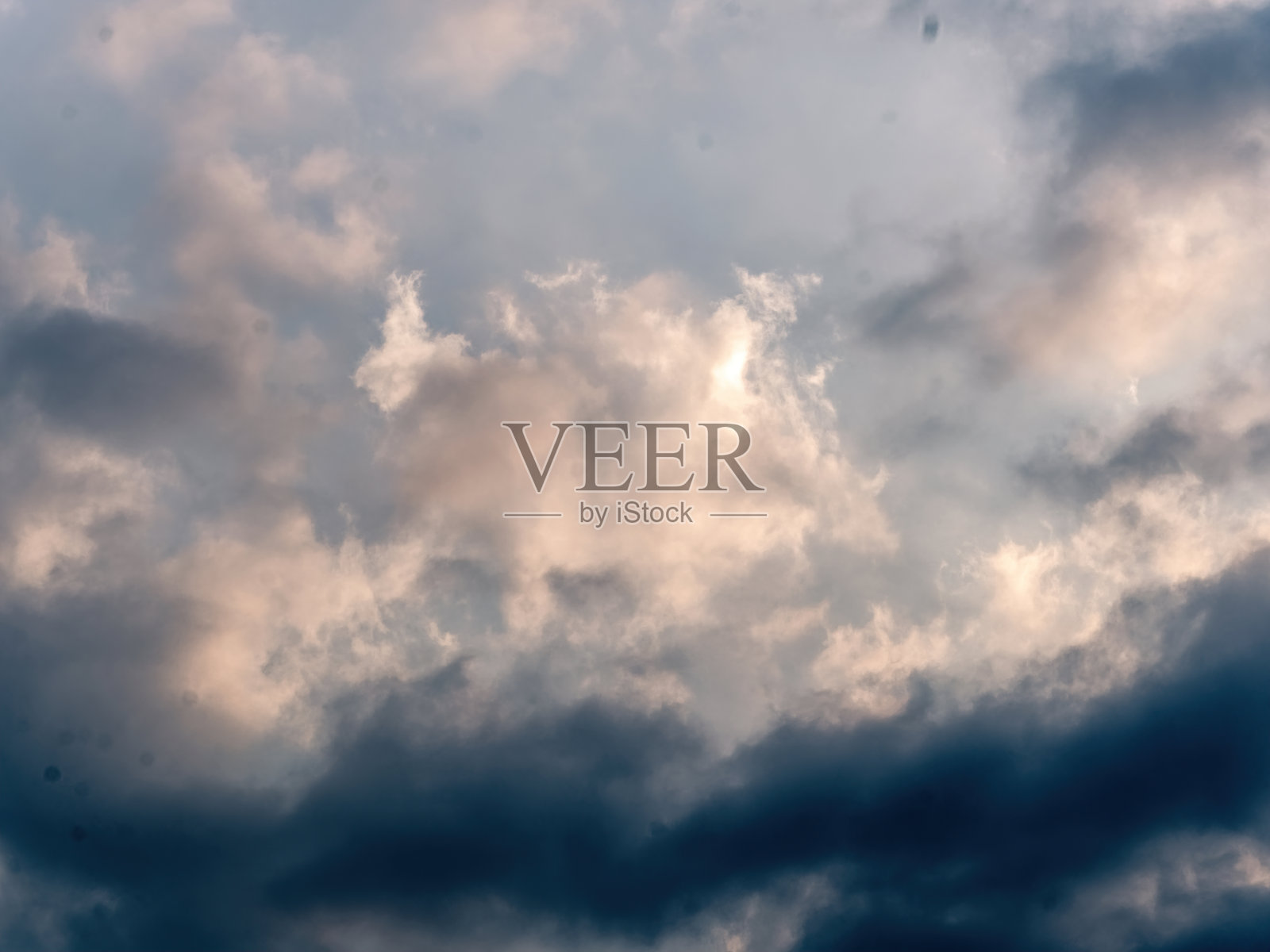 多云的天空照片摄影图片