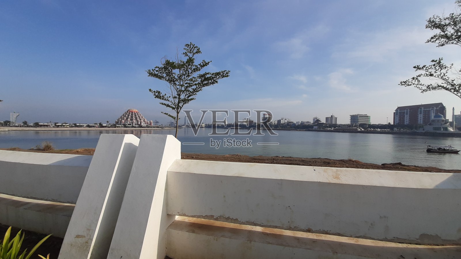 对望照片摄影图片