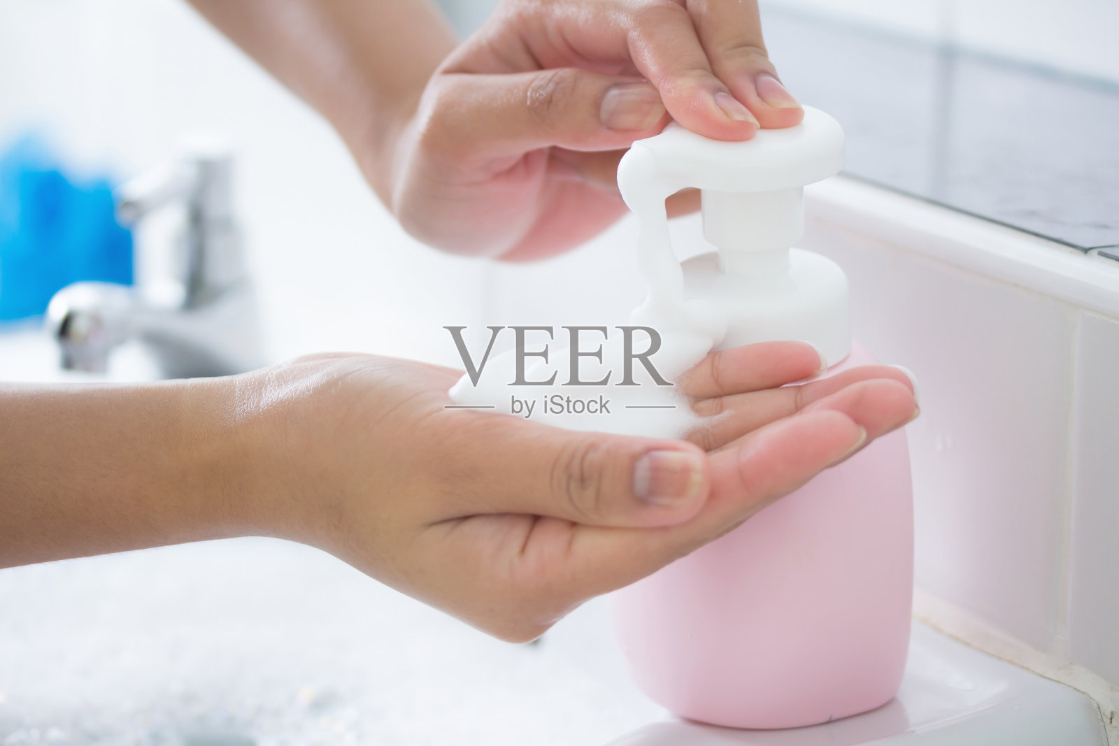 个人清洁可以保护细菌照片摄影图片