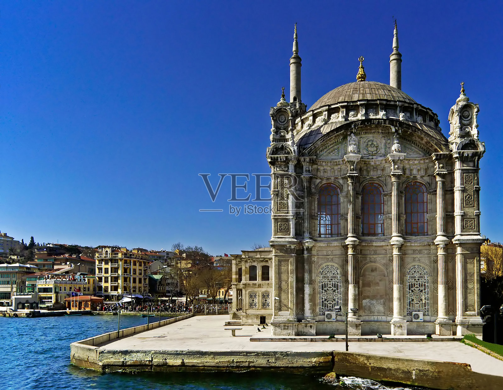 土耳其伊斯坦布尔的Ortakoy清真寺照片摄影图片