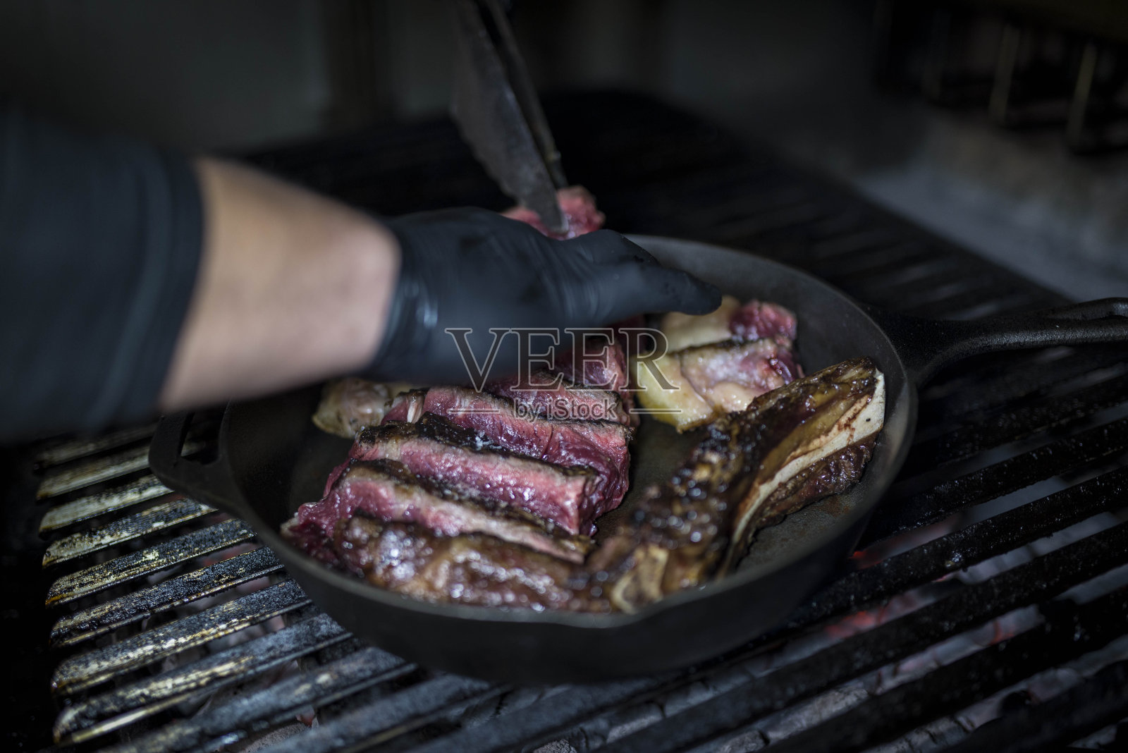 原始烤肉照片摄影图片