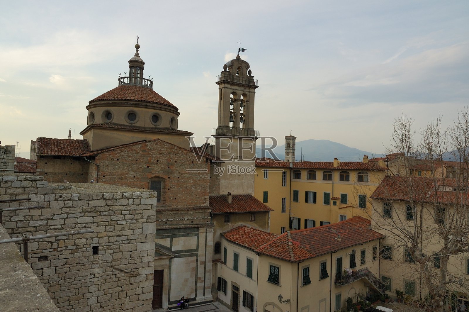 普拉托,意大利托斯卡纳。圣母玛利亚大教堂照片摄影图片